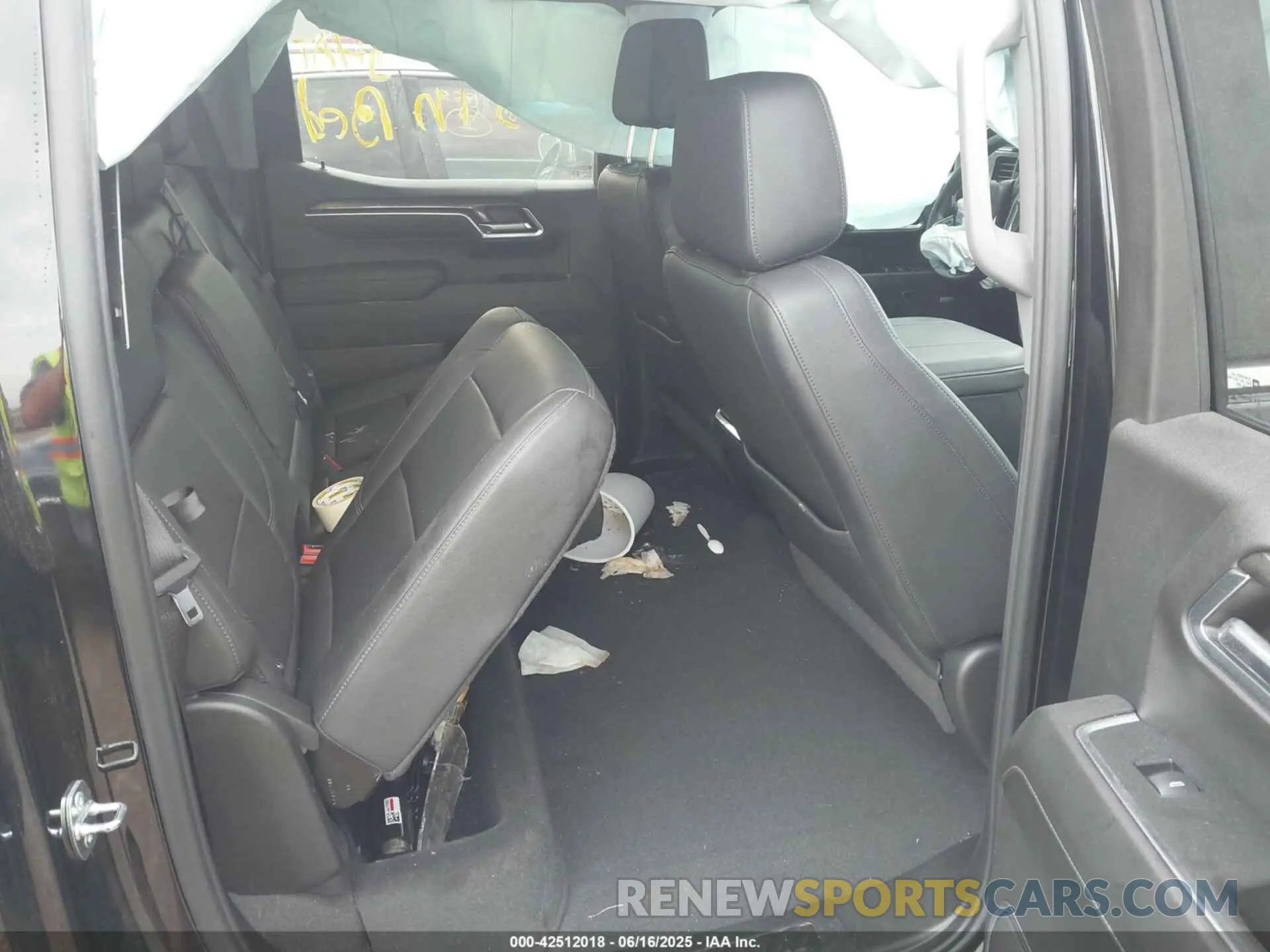 8 fotografías del automóvil dañado 1GCUDGE87RZ337013 CHEVROLET SILVERADO 1500 2024