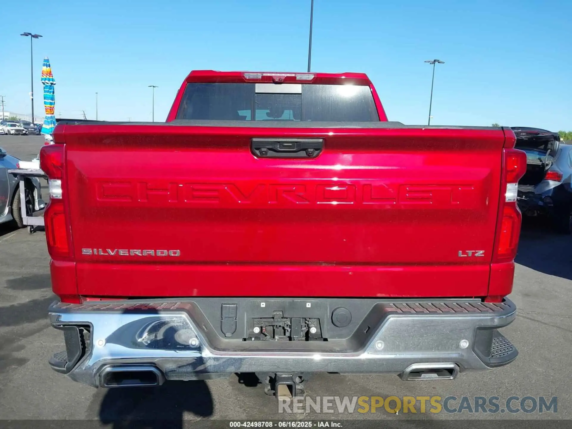 16 fotografías del automóvil dañado 1GCUDGED0RZ344639 CHEVROLET SILVERADO 1500 2024