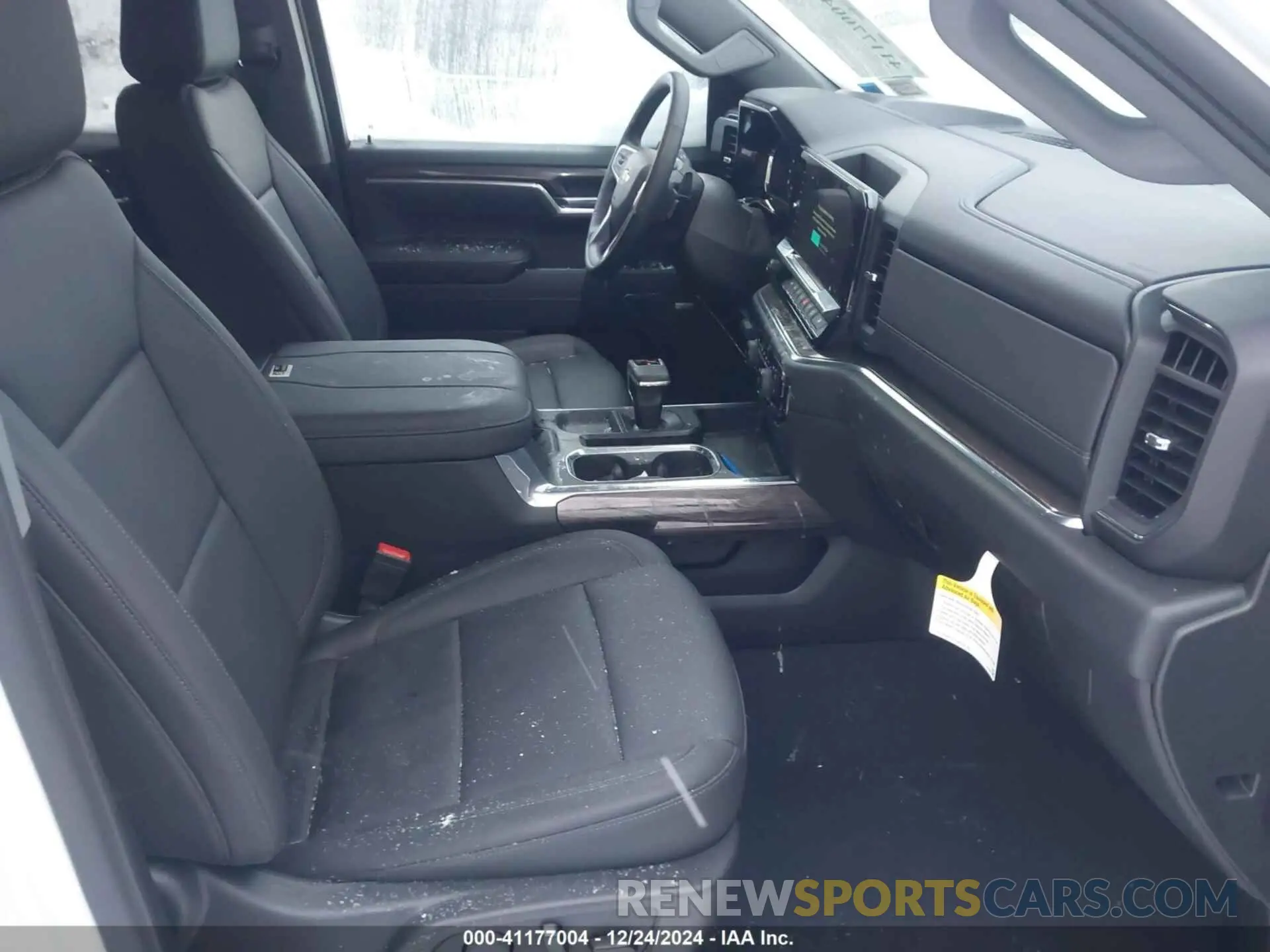 5 fotografías del automóvil dañado 1GCUDGED0RZ401759 CHEVROLET SILVERADO 1500 2024