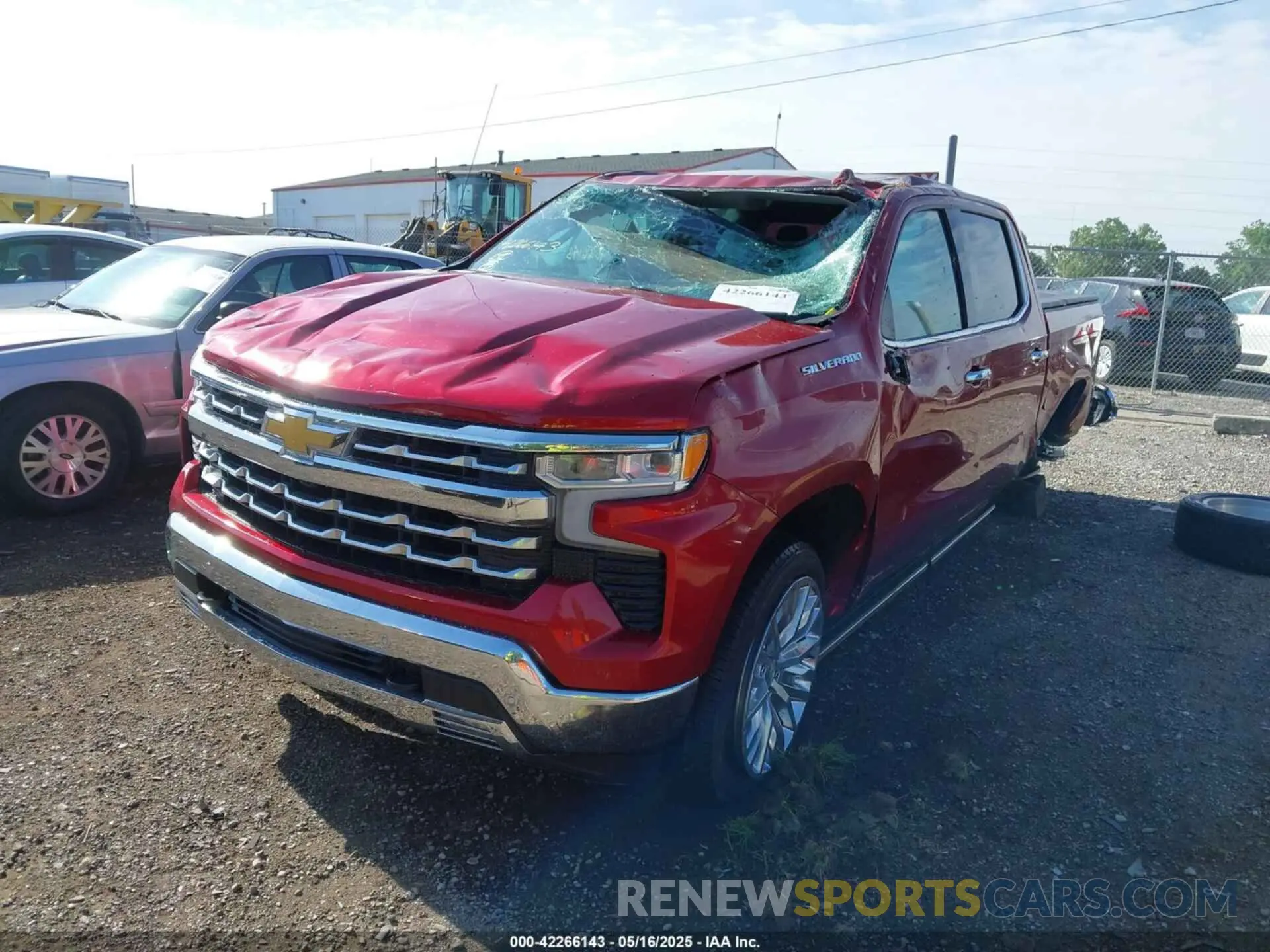 2 fotografías del automóvil dañado 1GCUDGED5RZ406052 CHEVROLET SILVERADO 1500 2024