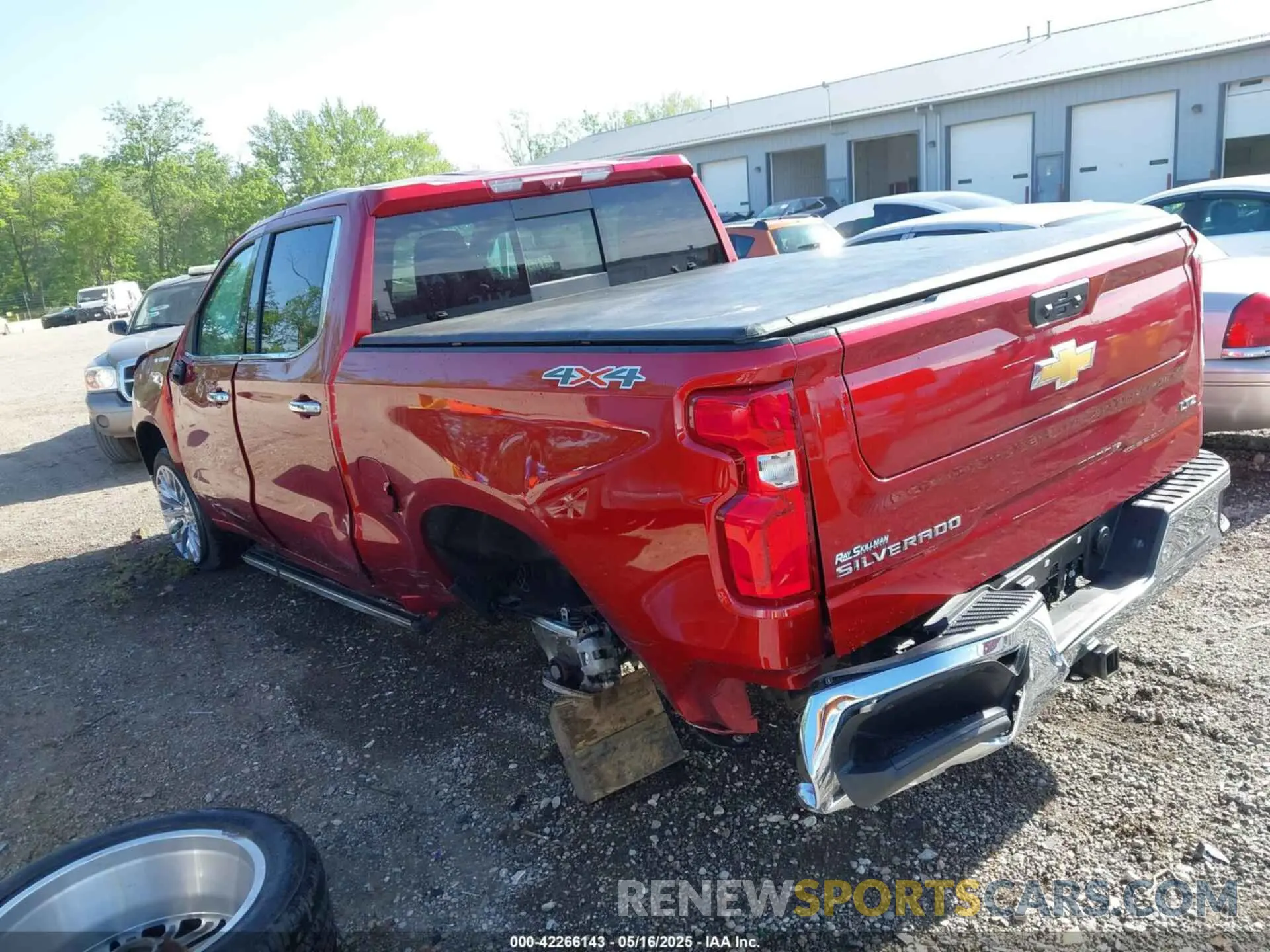 3 fotografías del automóvil dañado 1GCUDGED5RZ406052 CHEVROLET SILVERADO 1500 2024