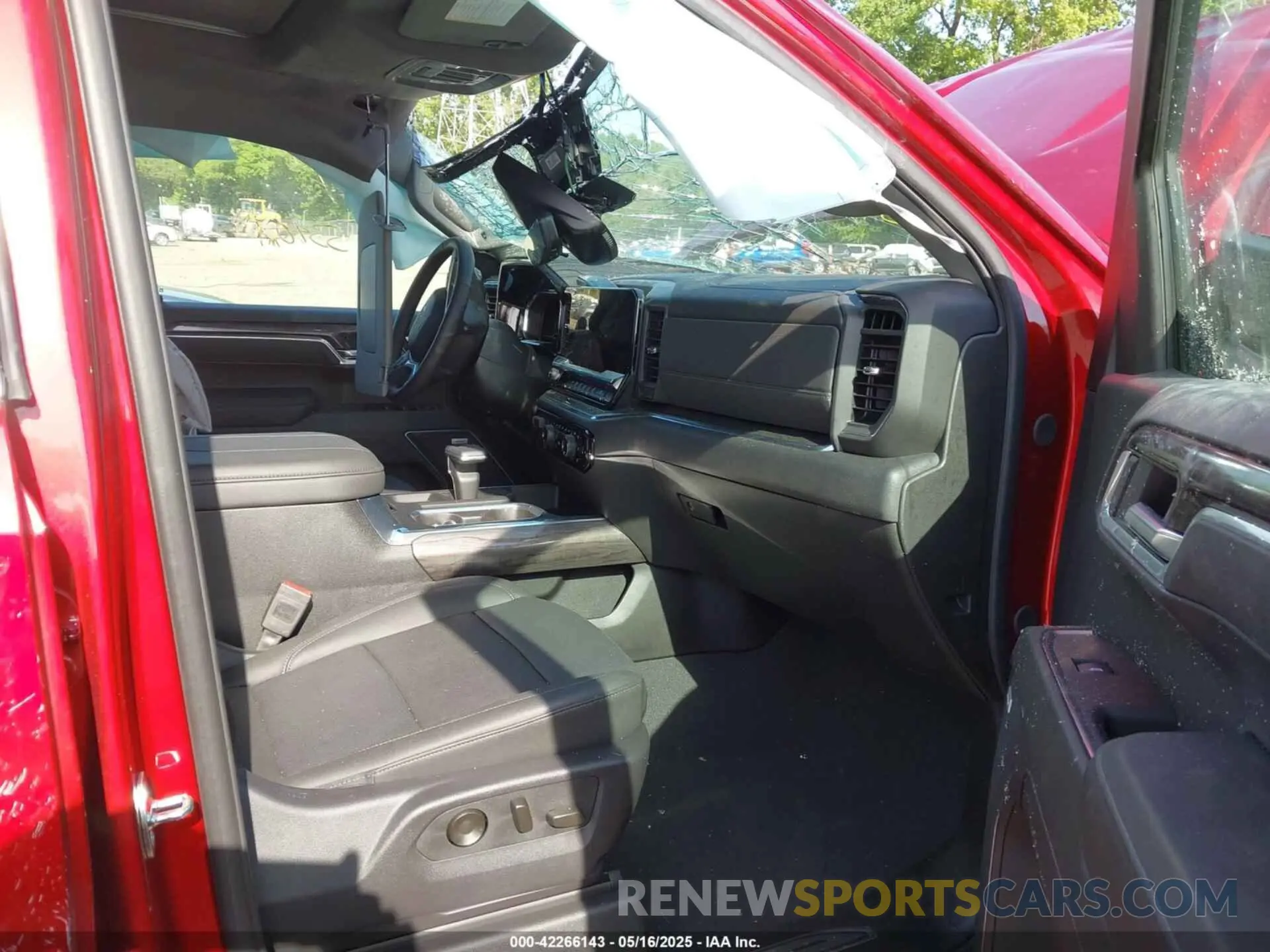 5 fotografías del automóvil dañado 1GCUDGED5RZ406052 CHEVROLET SILVERADO 1500 2024