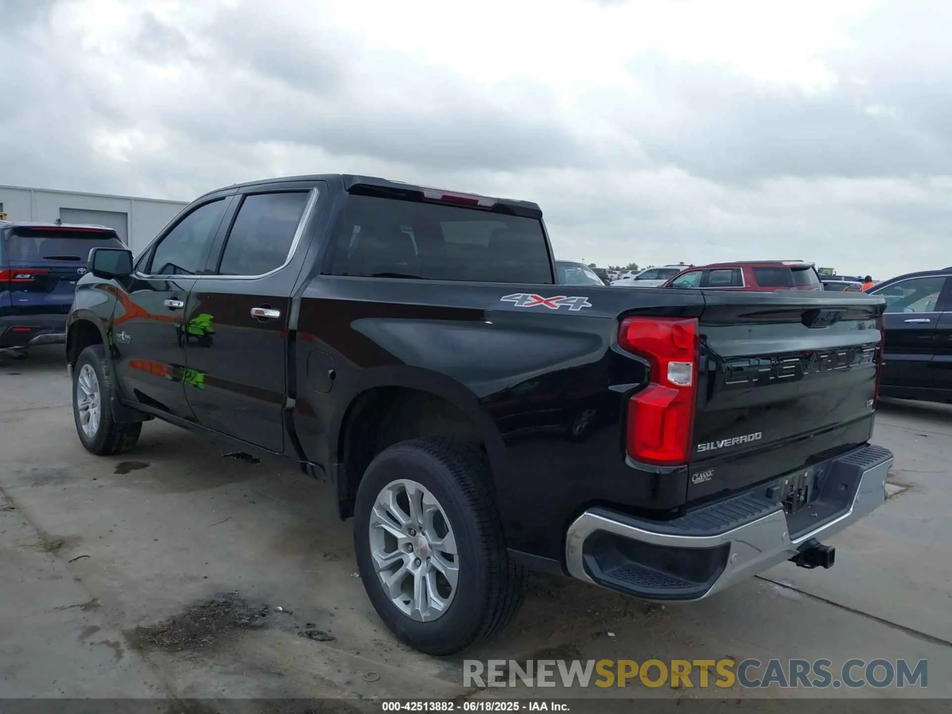 3 fotografías del automóvil dañado 1GCUDGED6RZ188753 CHEVROLET SILVERADO 1500 2024