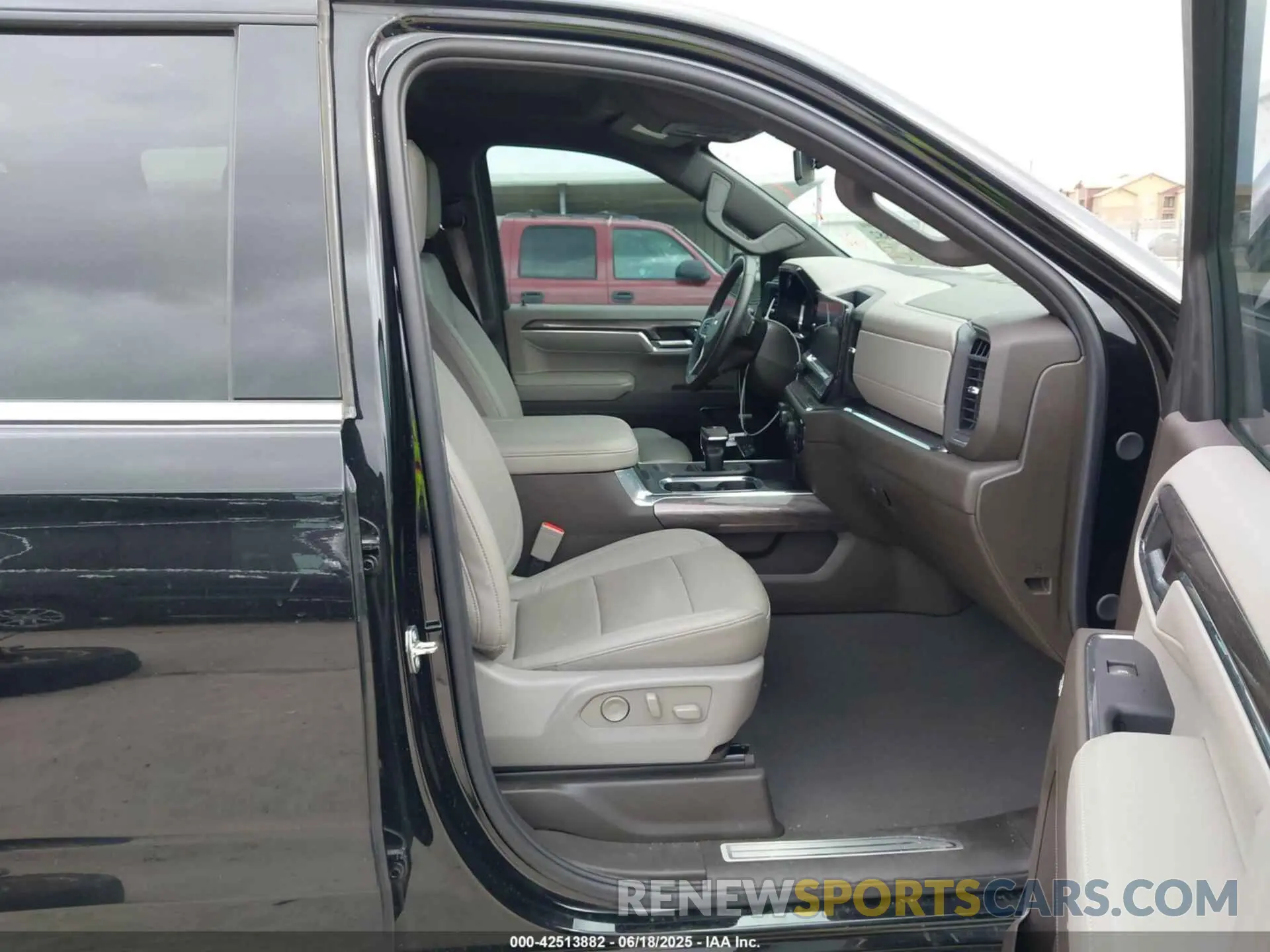 5 fotografías del automóvil dañado 1GCUDGED6RZ188753 CHEVROLET SILVERADO 1500 2024