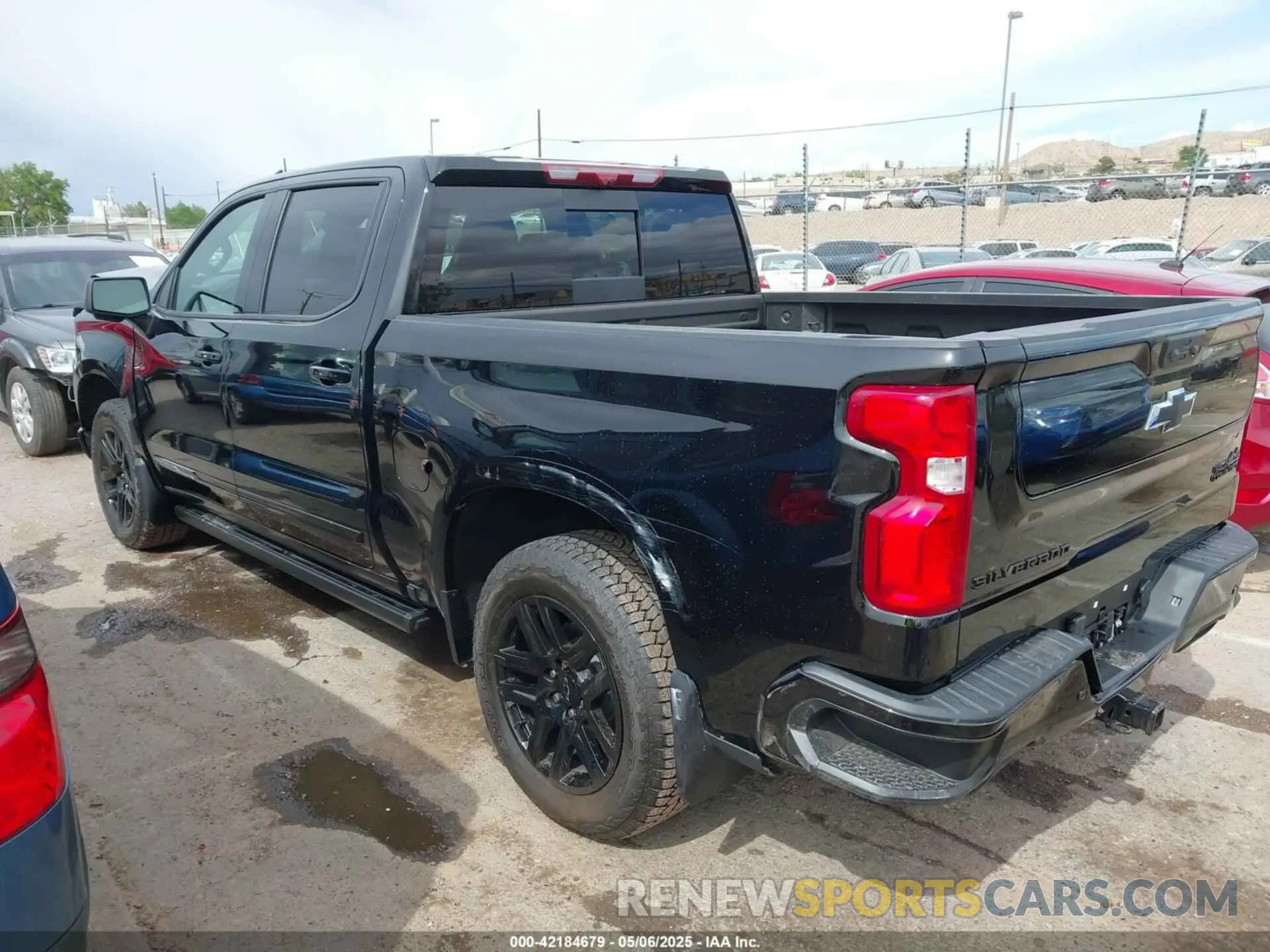 14 fotografías del automóvil dañado 1GCUDJE81RZ311617 CHEVROLET SILVERADO 1500 2024