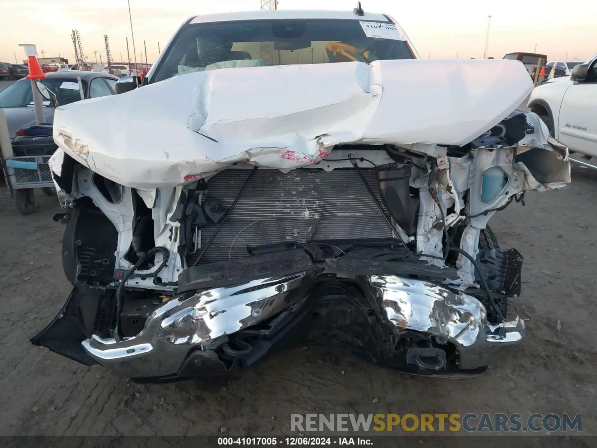 6 fotografías del automóvil dañado 2GCUDDED2R1129271 CHEVROLET SILVERADO 1500 2024