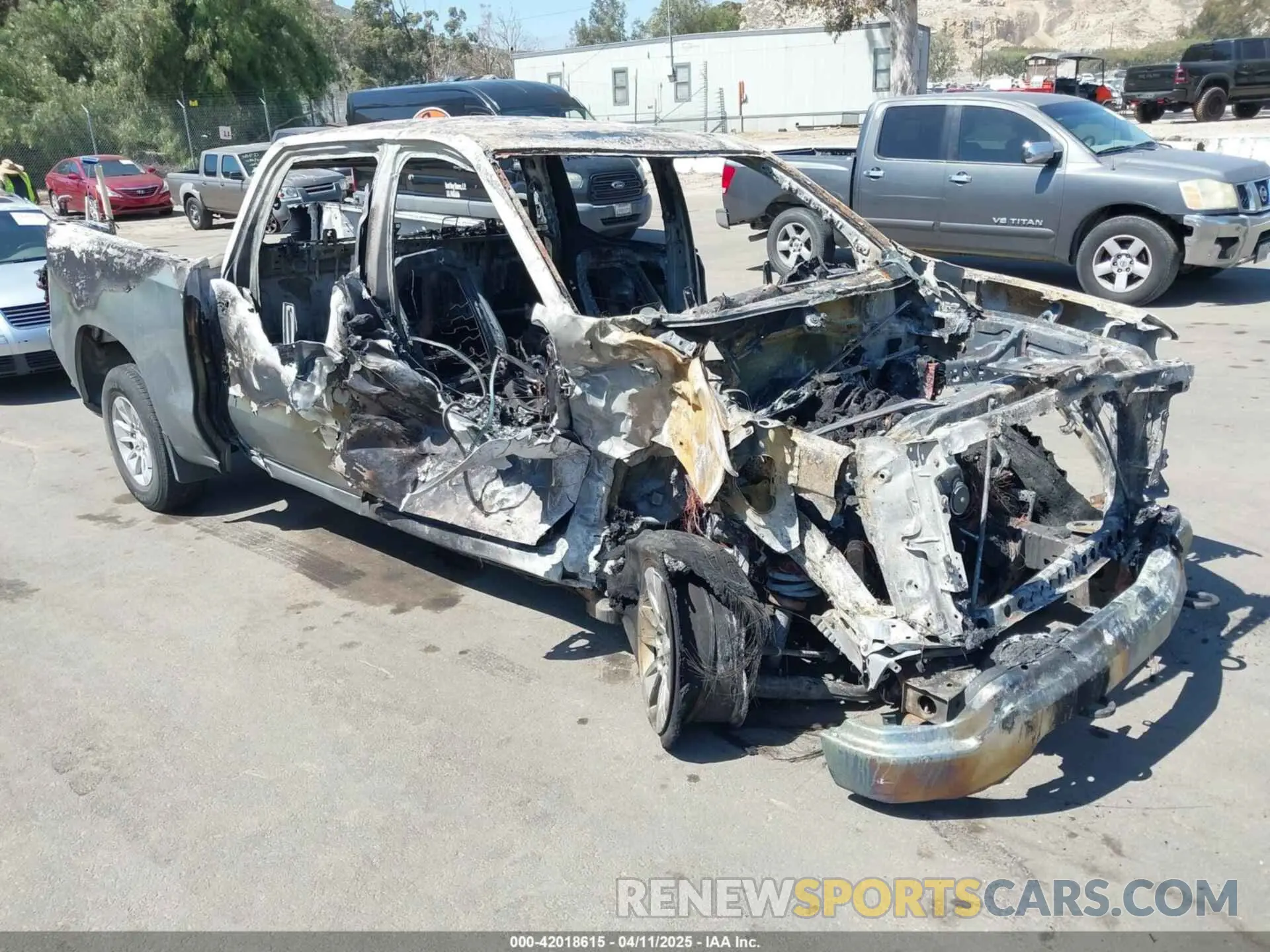 1 fotografías del automóvil dañado 2GCUDDEDXR1135111 CHEVROLET SILVERADO 1500 2024