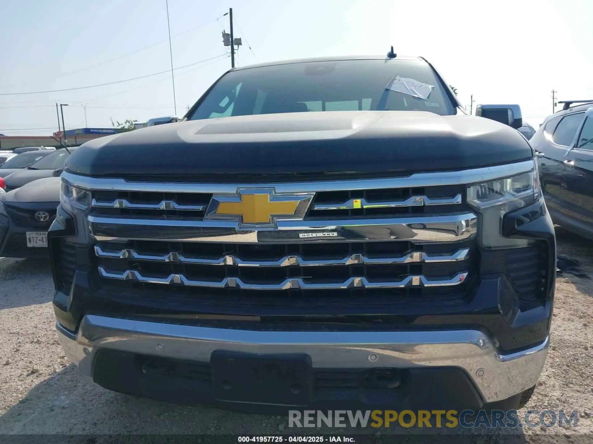 11 fotografías del automóvil dañado 2GCUDDEDXR1255247 CHEVROLET SILVERADO 1500 2024