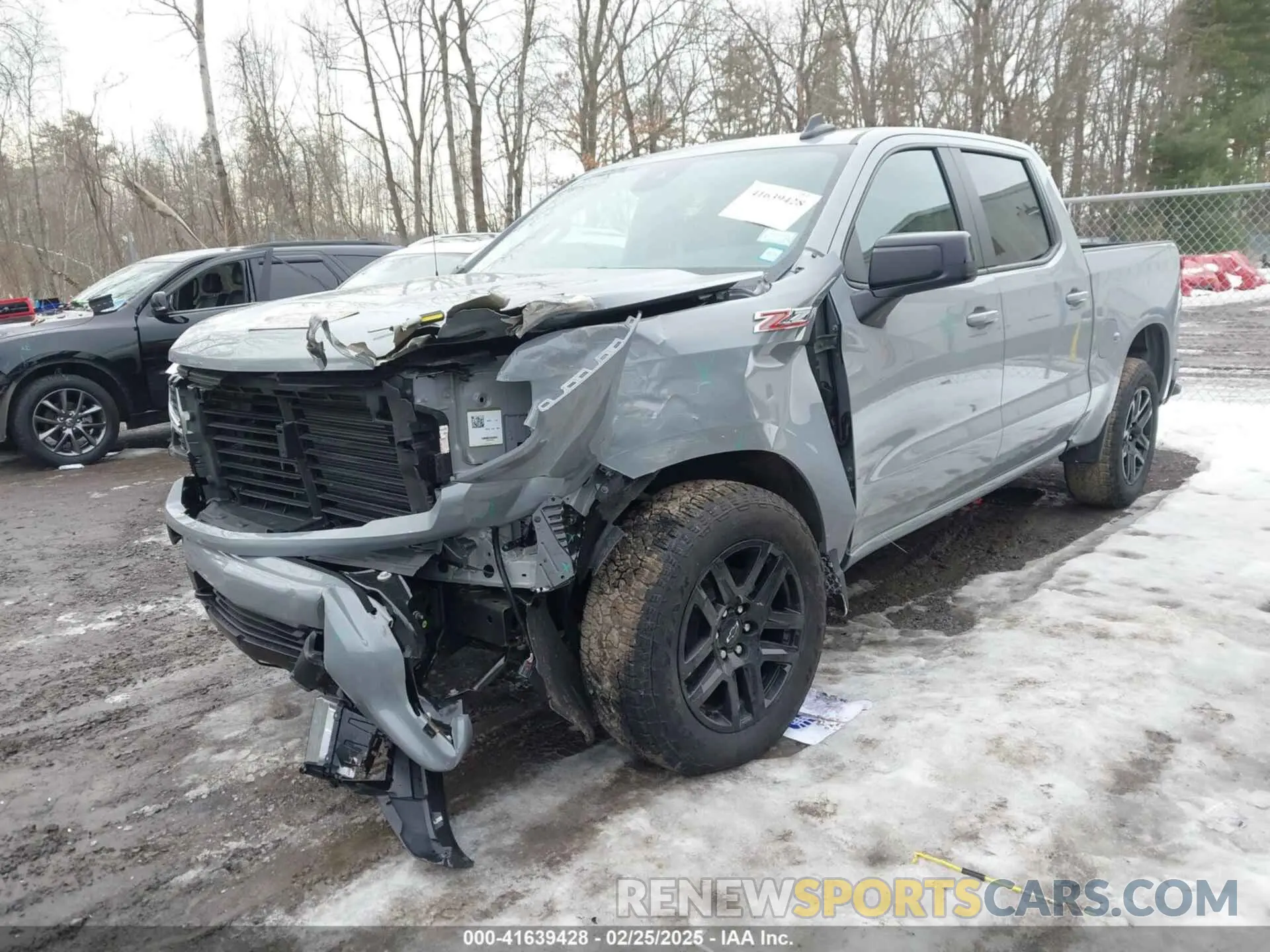 2 fotografías del automóvil dañado 2GCUDEED0R1270233 CHEVROLET SILVERADO 1500 2024