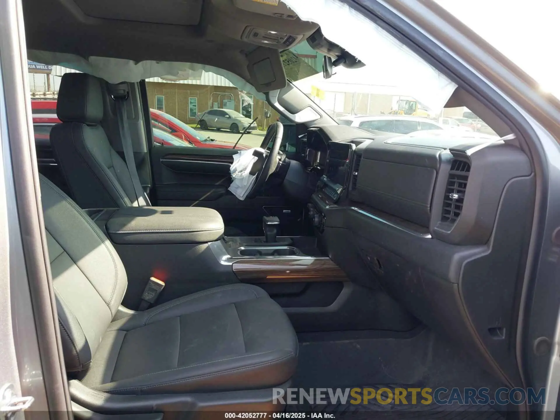 5 fotografías del automóvil dañado 2GCUDEED3R1173110 CHEVROLET SILVERADO 1500 2024