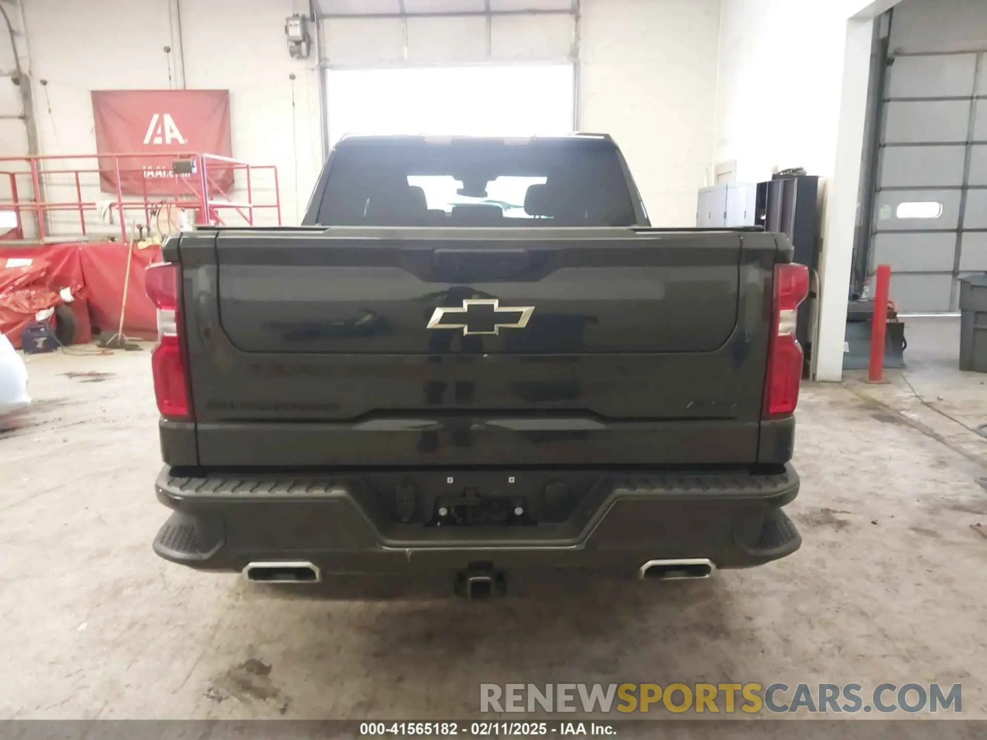 17 fotografías del automóvil dañado 2GCUDEED6R1134124 CHEVROLET SILVERADO 1500 2024