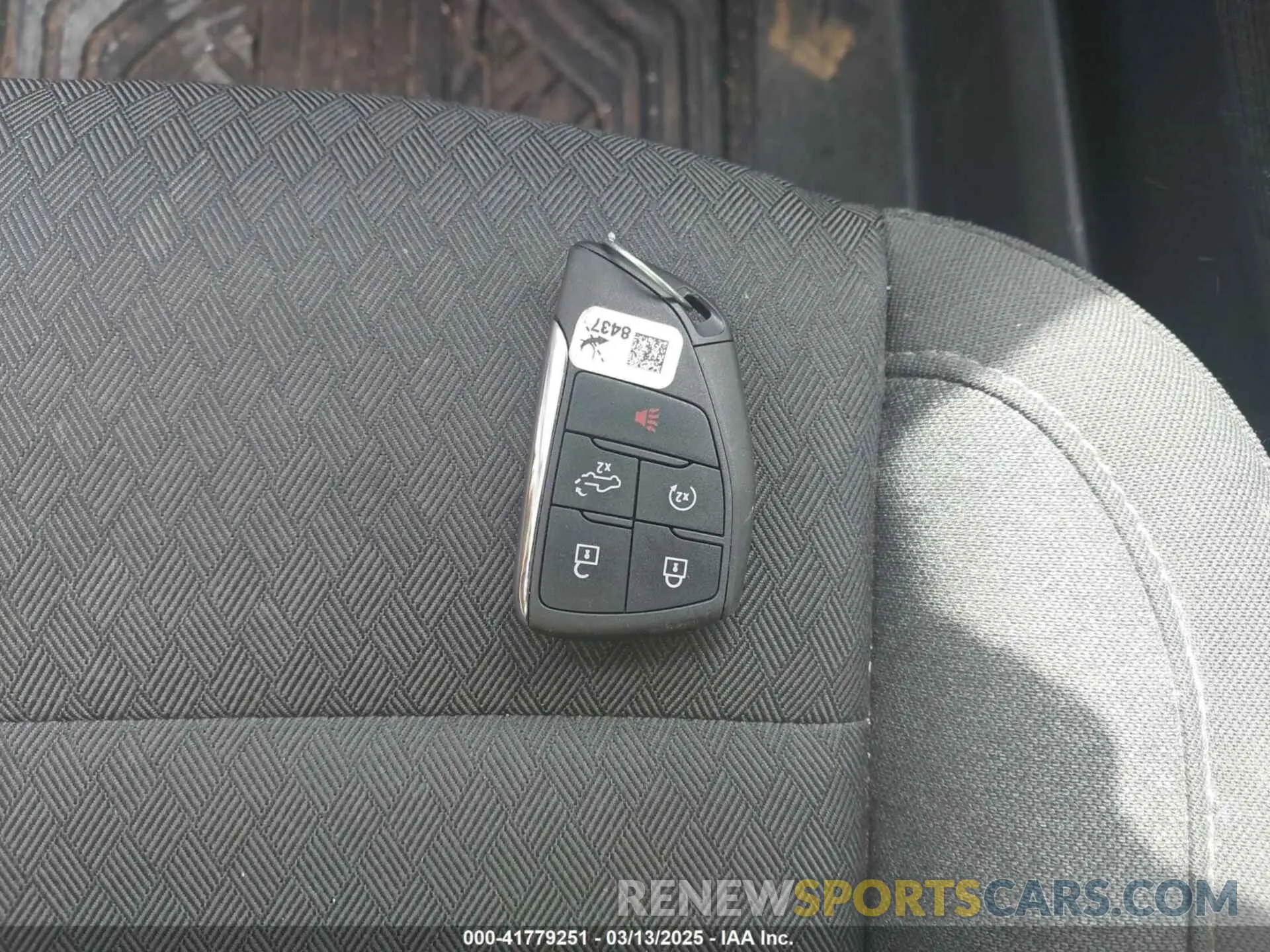 11 fotografías del automóvil dañado 2GCUDEED8R1143343 CHEVROLET SILVERADO 1500 2024