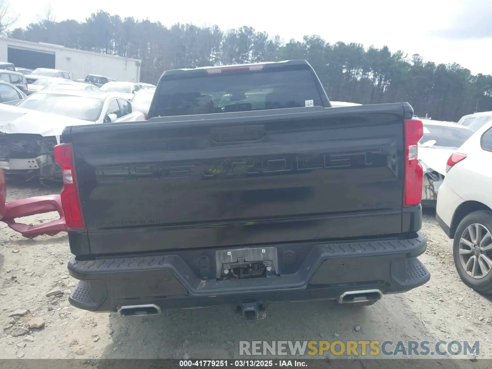 16 fotografías del automóvil dañado 2GCUDEED8R1143343 CHEVROLET SILVERADO 1500 2024
