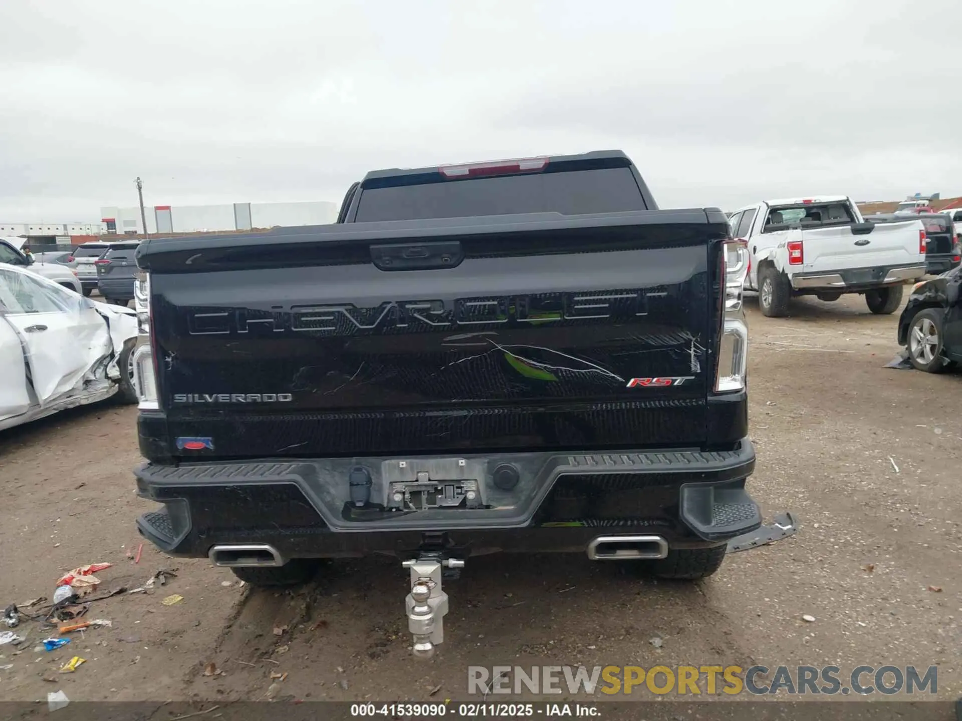 16 fotografías del automóvil dañado 2GCUDEED8R1173555 CHEVROLET SILVERADO 1500 2024