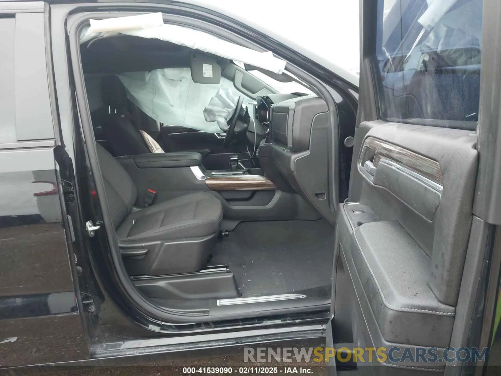5 fotografías del automóvil dañado 2GCUDEED8R1173555 CHEVROLET SILVERADO 1500 2024
