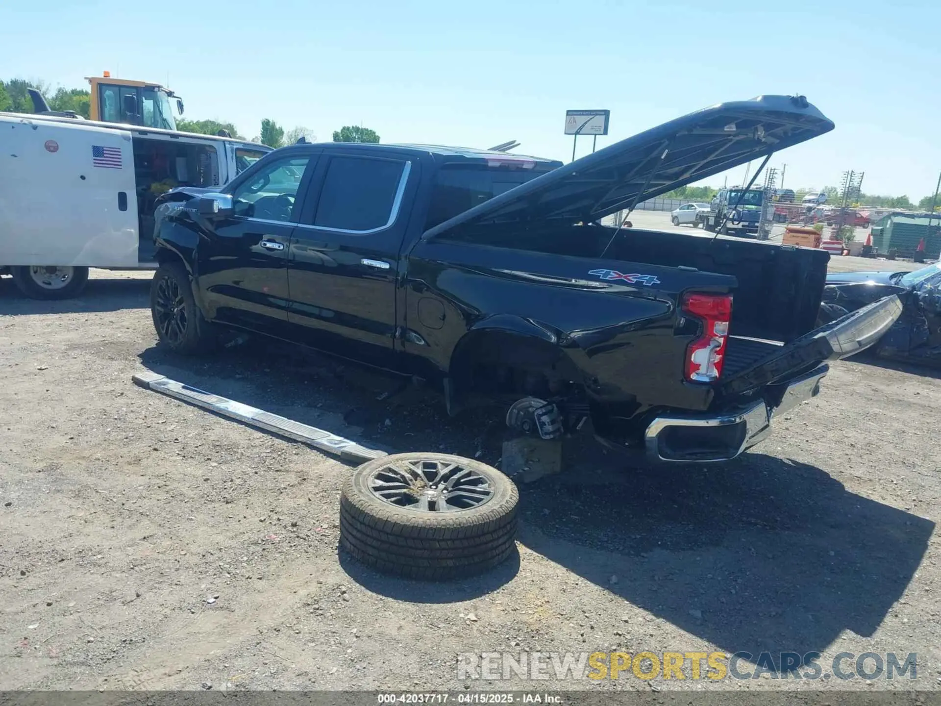 3 fotografías del automóvil dañado 2GCUDGED7R1152966 CHEVROLET SILVERADO 1500 2024