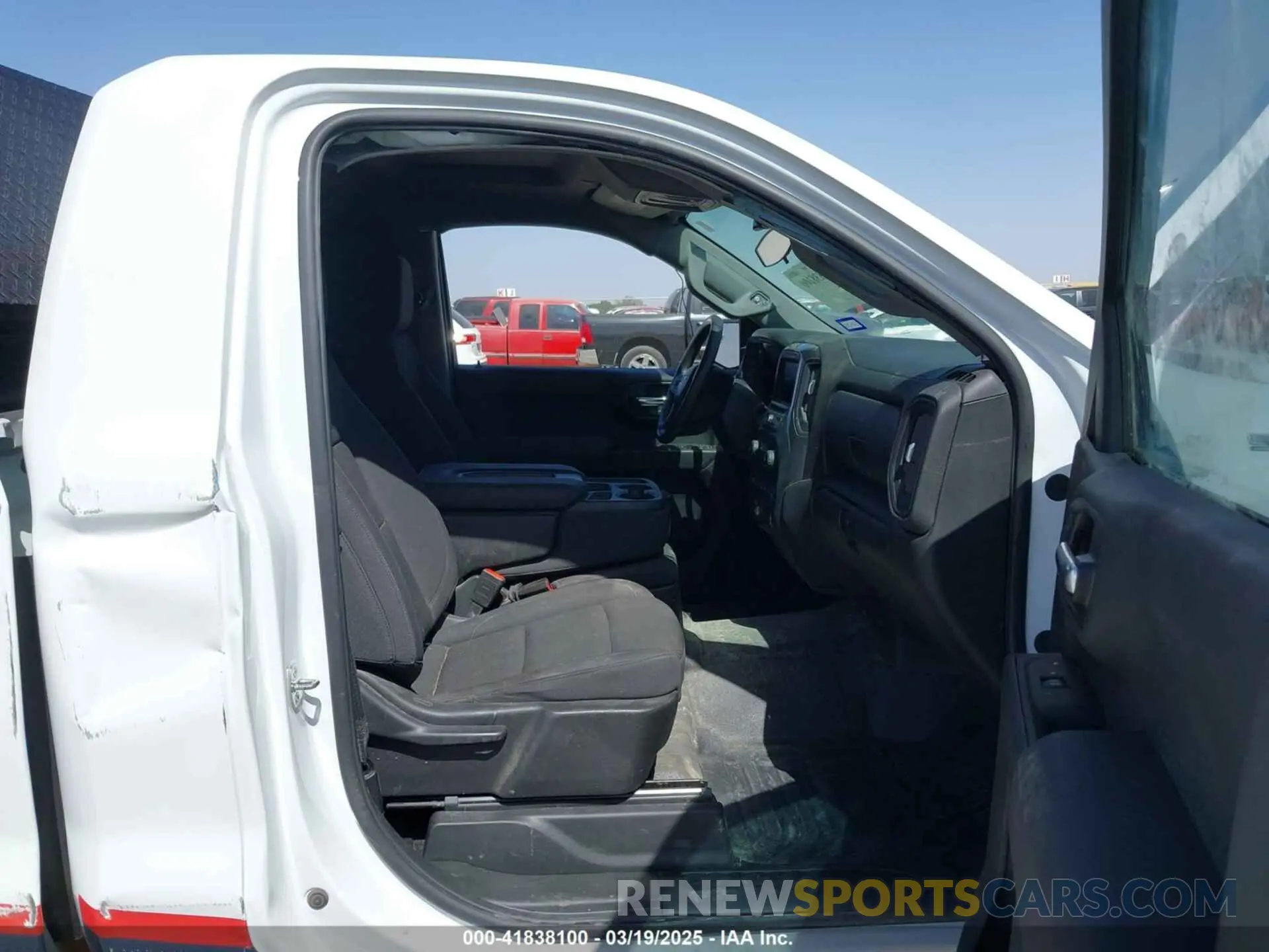 5 fotografías del automóvil dañado 3GCNAAEKXRG323886 CHEVROLET SILVERADO 1500 2024