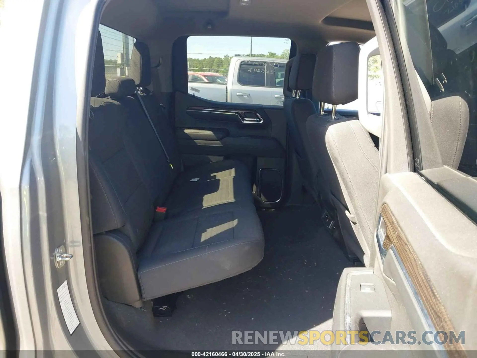 8 fotografías del automóvil dañado 3GCPACED4RG171030 CHEVROLET SILVERADO 1500 2024