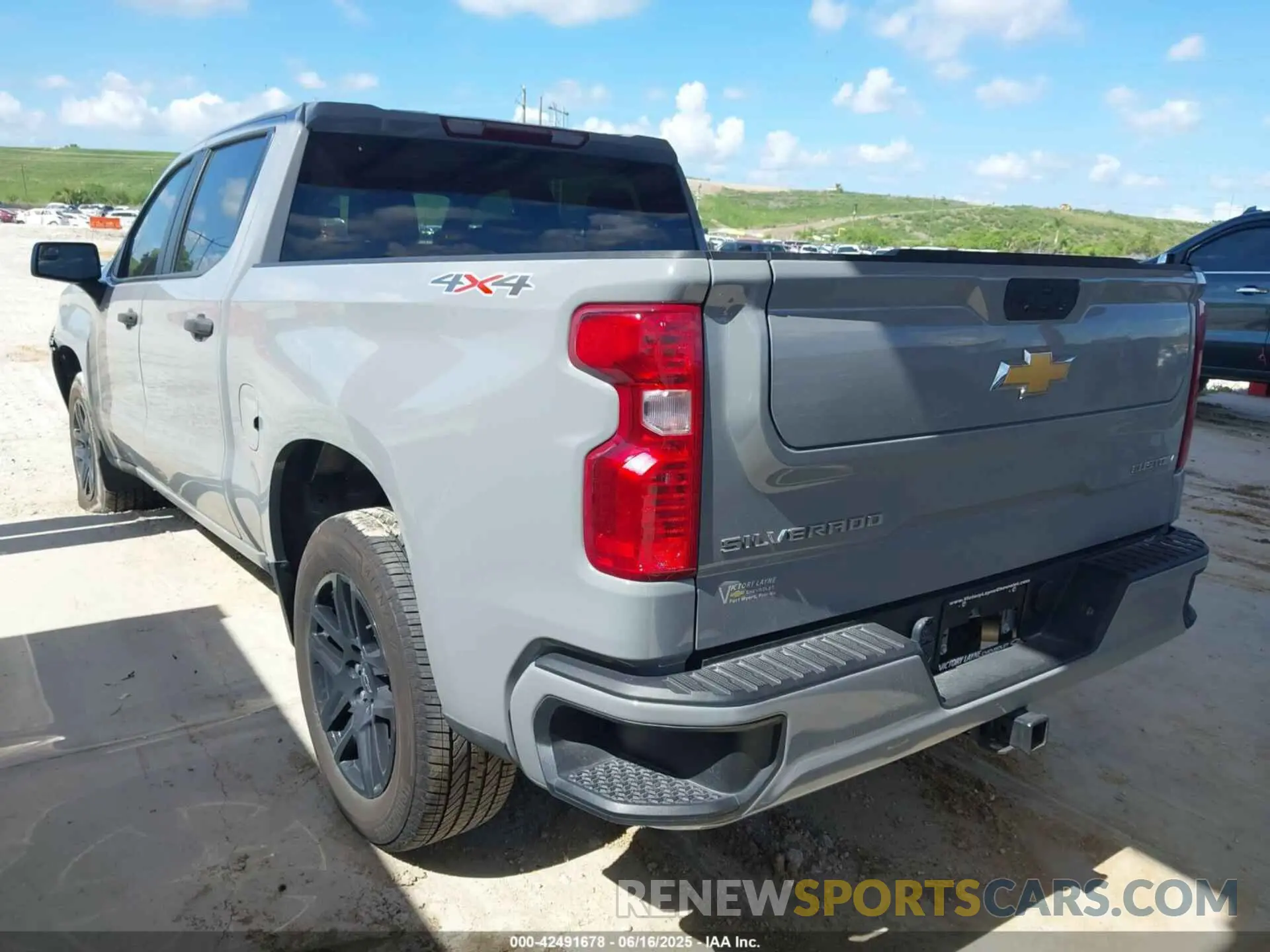 3 fotografías del automóvil dañado 3GCPDBEK7RG206000 CHEVROLET SILVERADO 1500 2024