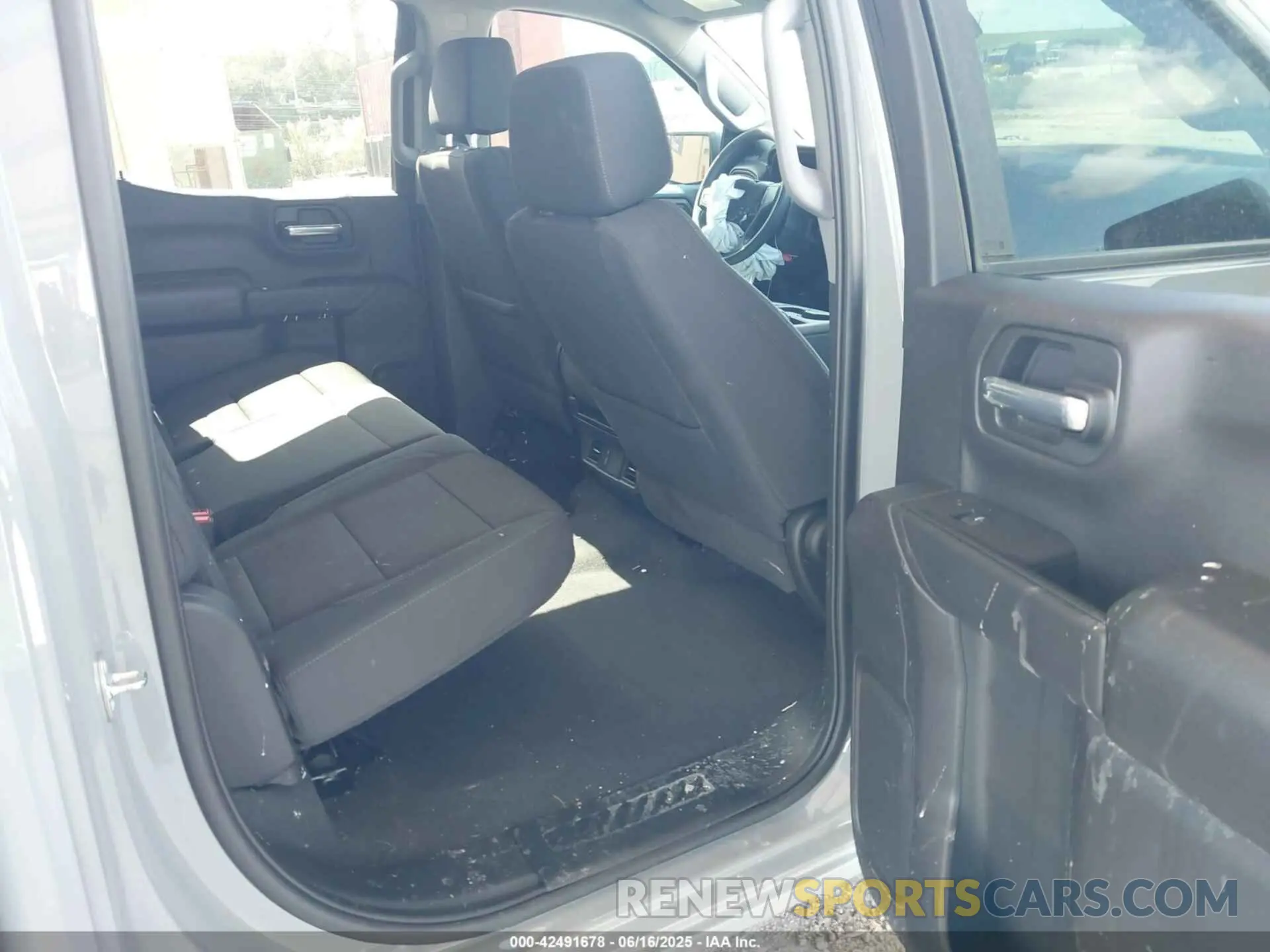 8 fotografías del automóvil dañado 3GCPDBEK7RG206000 CHEVROLET SILVERADO 1500 2024