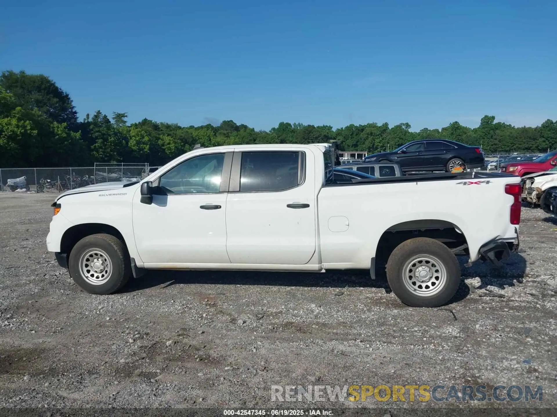 14 fotografías del automóvil dañado 3GCUDAED3RG182003 CHEVROLET SILVERADO 1500 2024