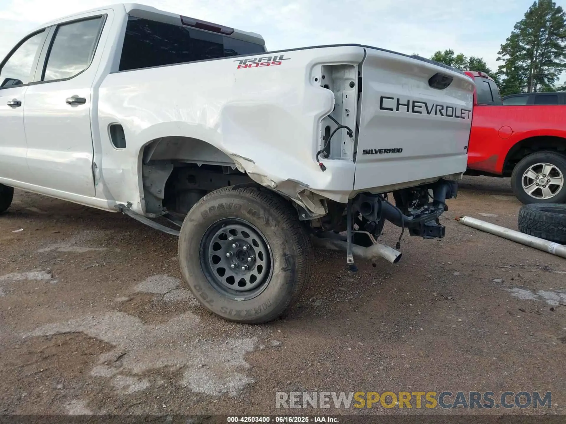 6 fotografías del automóvil dañado 3GCUDFED0RG111287 CHEVROLET SILVERADO 1500 2024