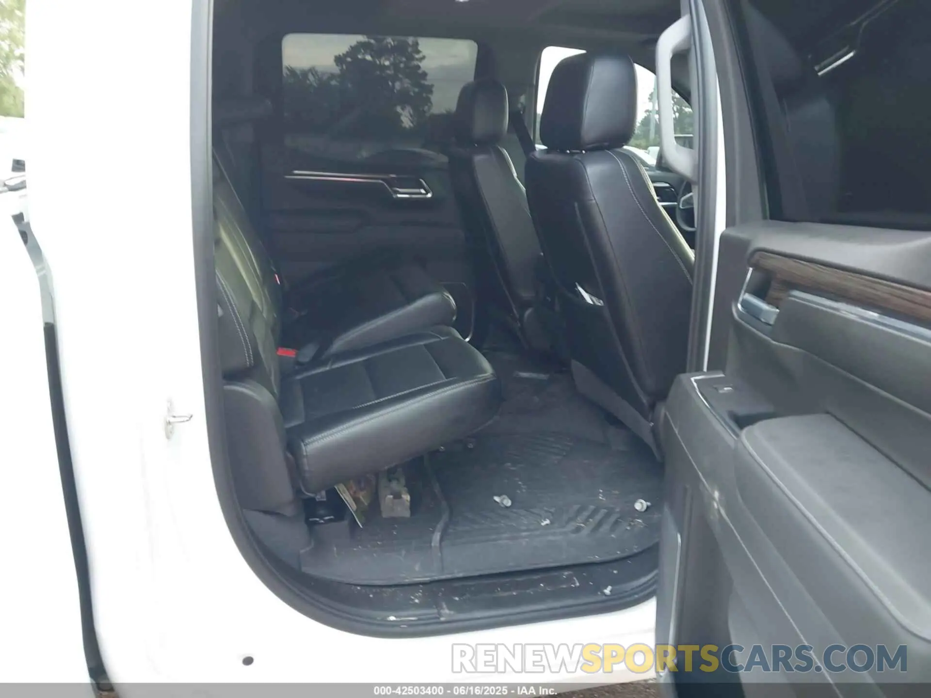 8 fotografías del automóvil dañado 3GCUDFED0RG111287 CHEVROLET SILVERADO 1500 2024