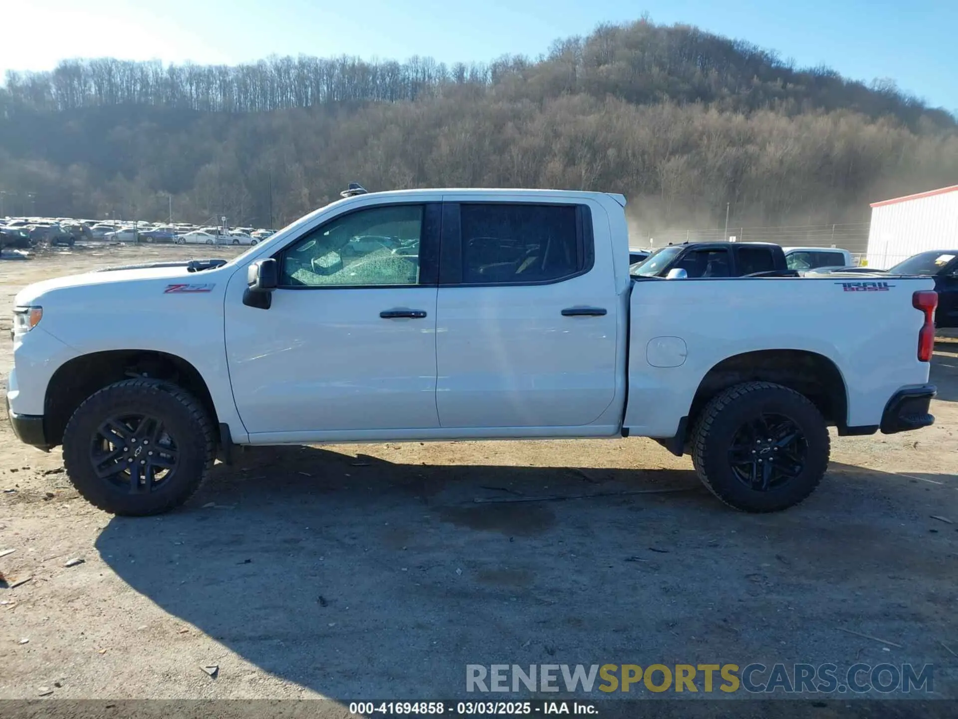 14 fotografías del automóvil dañado 3GCUDFED4RG431888 CHEVROLET SILVERADO 1500 2024