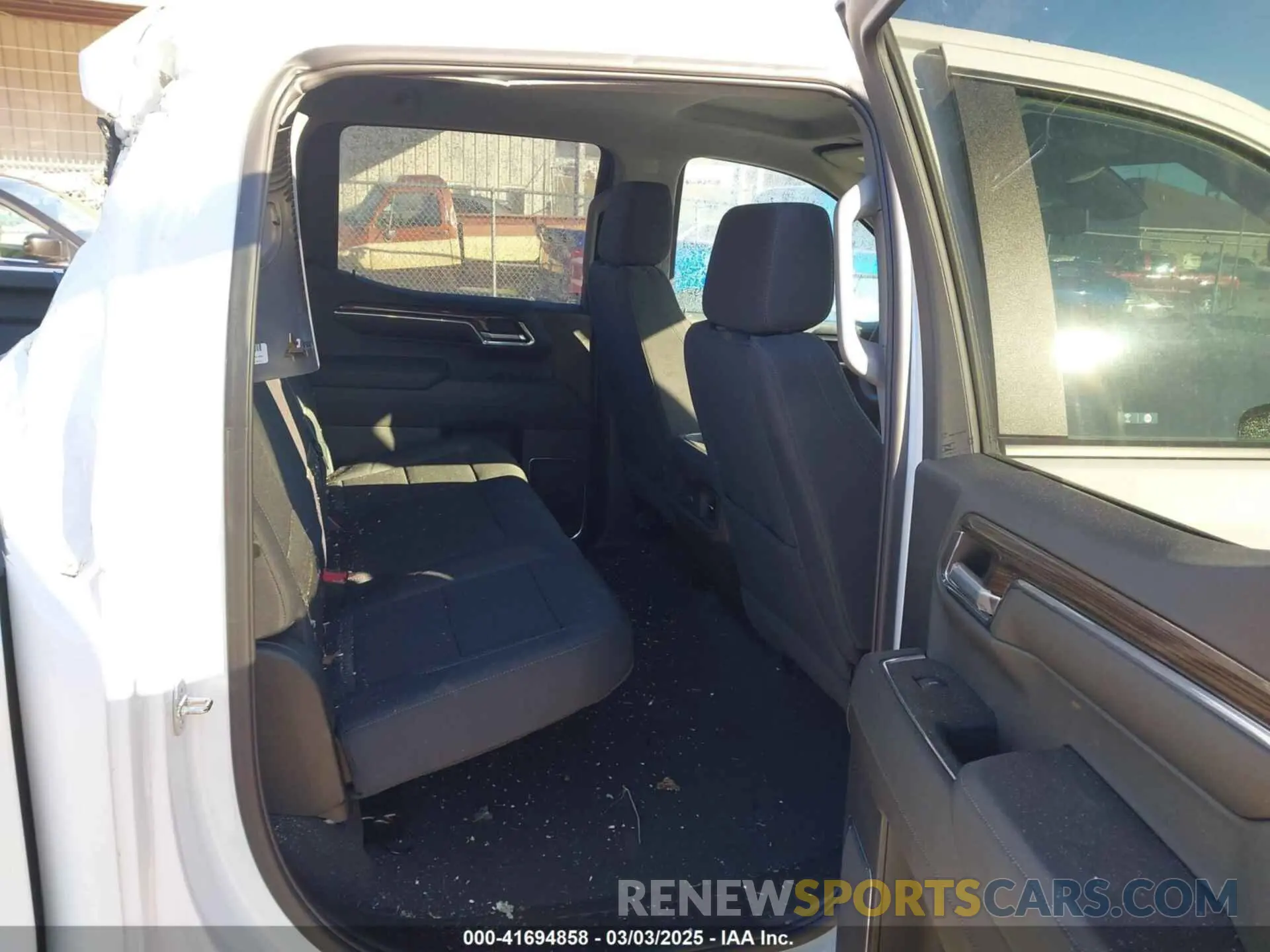 8 fotografías del automóvil dañado 3GCUDFED4RG431888 CHEVROLET SILVERADO 1500 2024