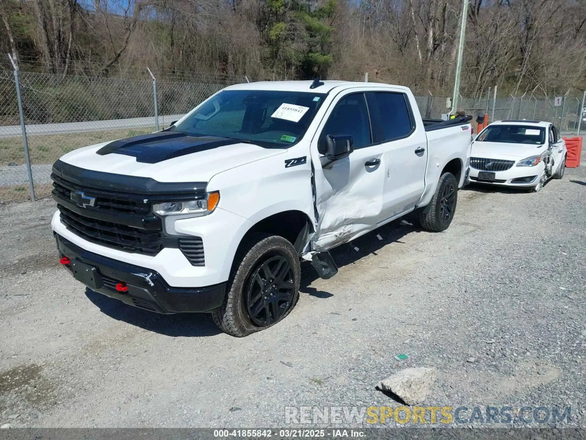 2 fotografías del automóvil dañado 3GCUDFED7RG397591 CHEVROLET SILVERADO 1500 2024
