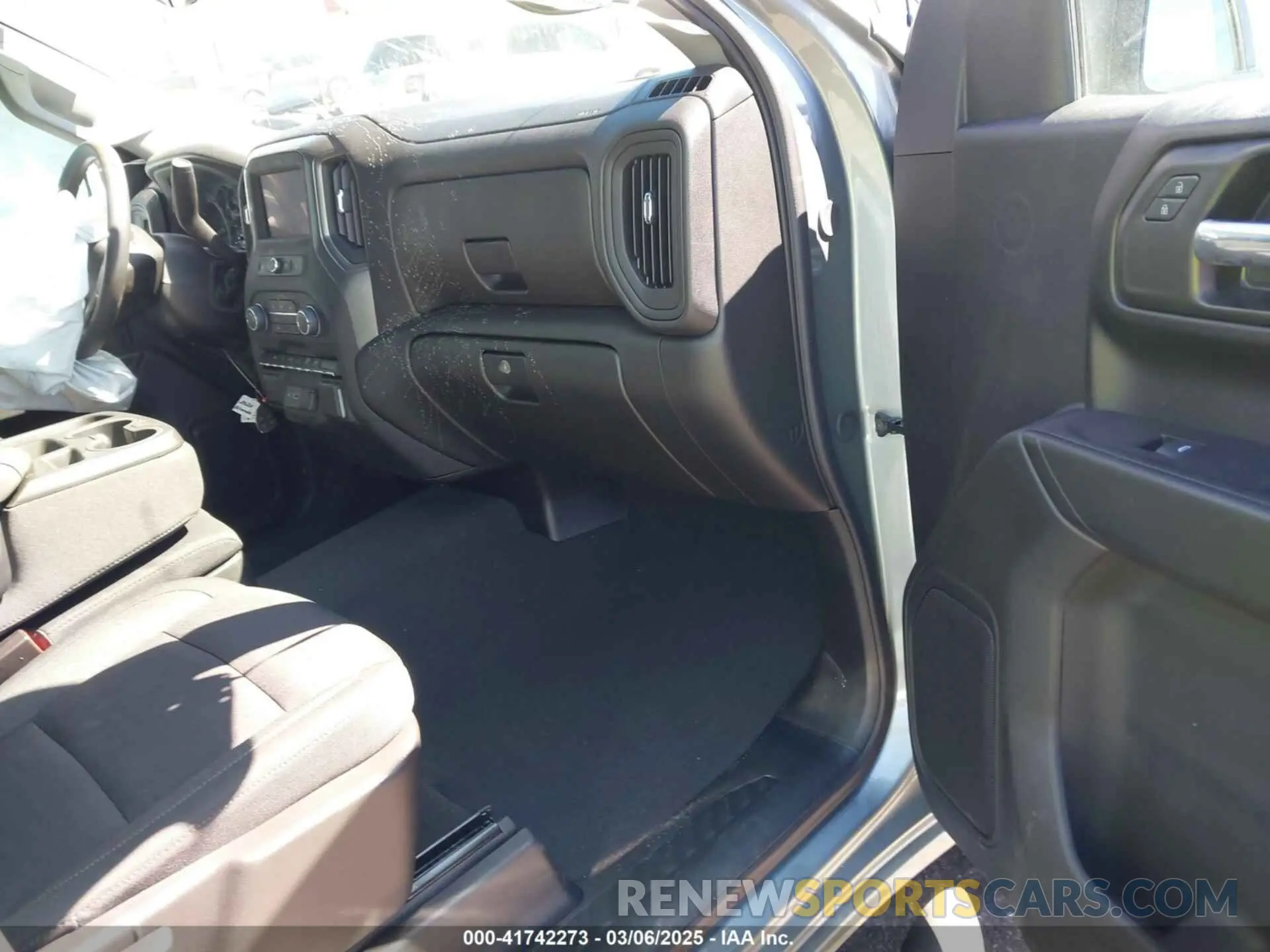 5 fotografías del automóvil dañado 1GCPABEK8SZ201449 CHEVROLET SILVERADO 1500 2025