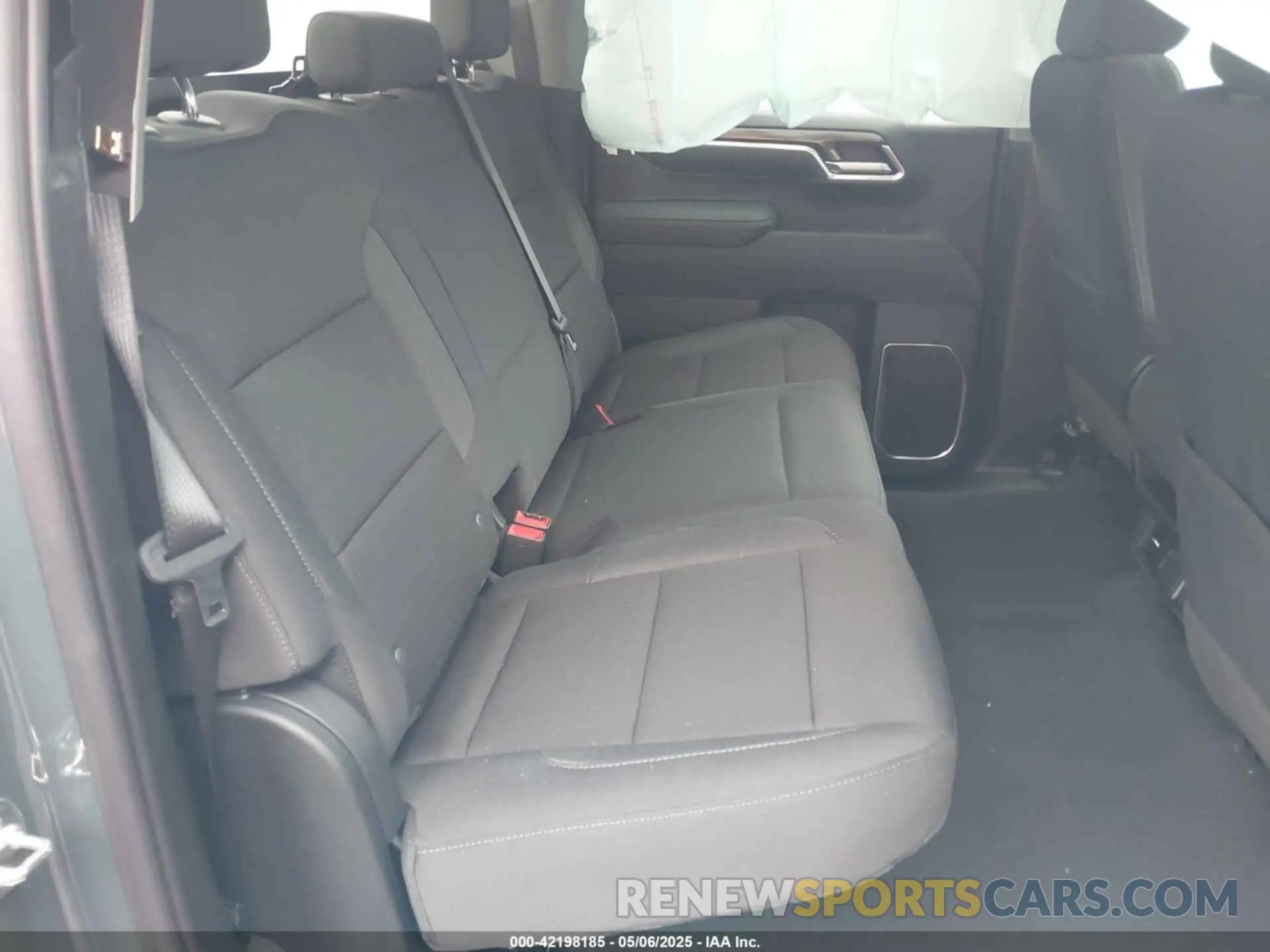 8 fotografías del automóvil dañado 1GCPKKEK7SZ161863 CHEVROLET SILVERADO 1500 2025