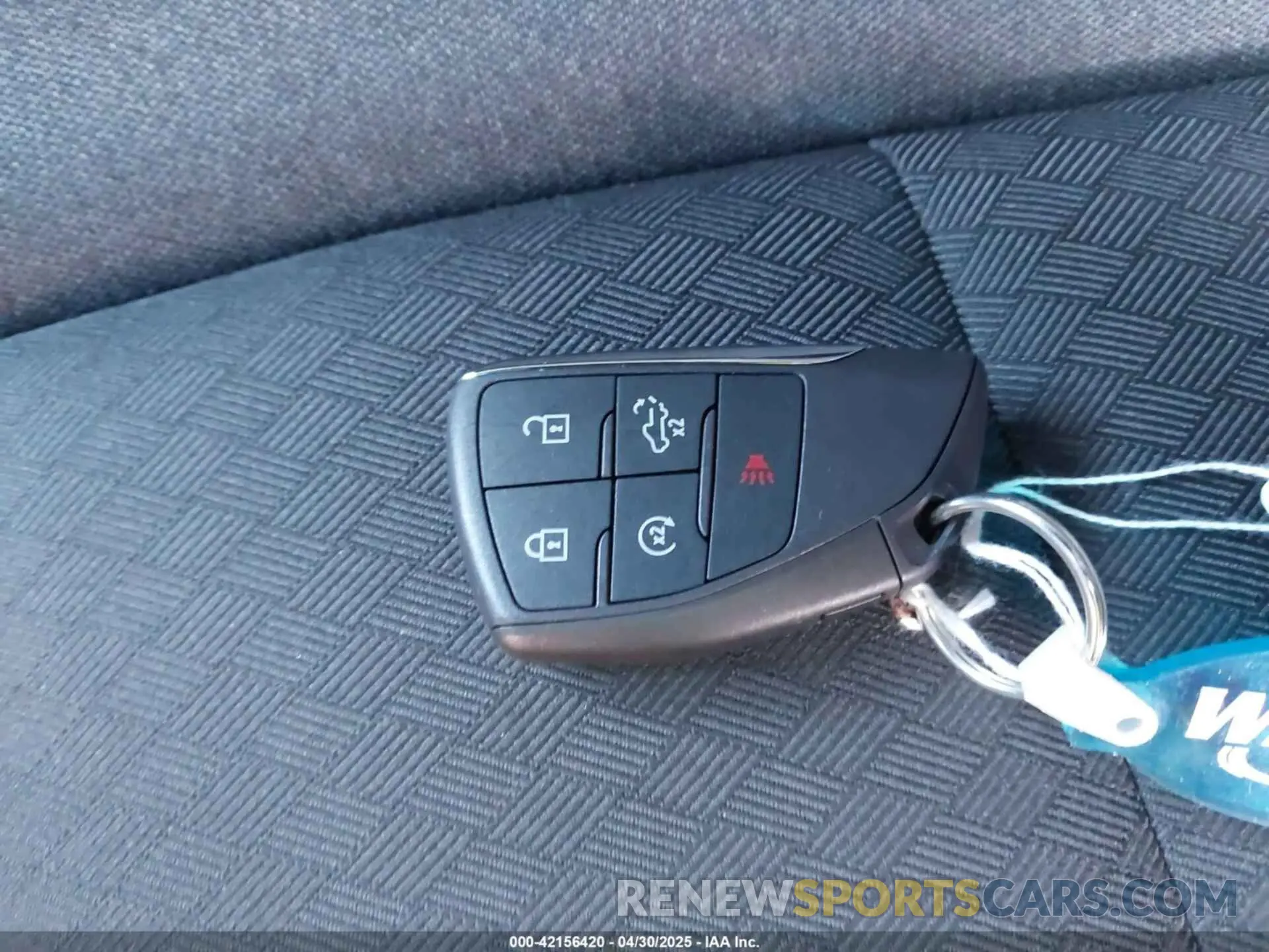 11 fotografías del automóvil dañado 1GCPKKEKXSZ234143 CHEVROLET SILVERADO 1500 2025