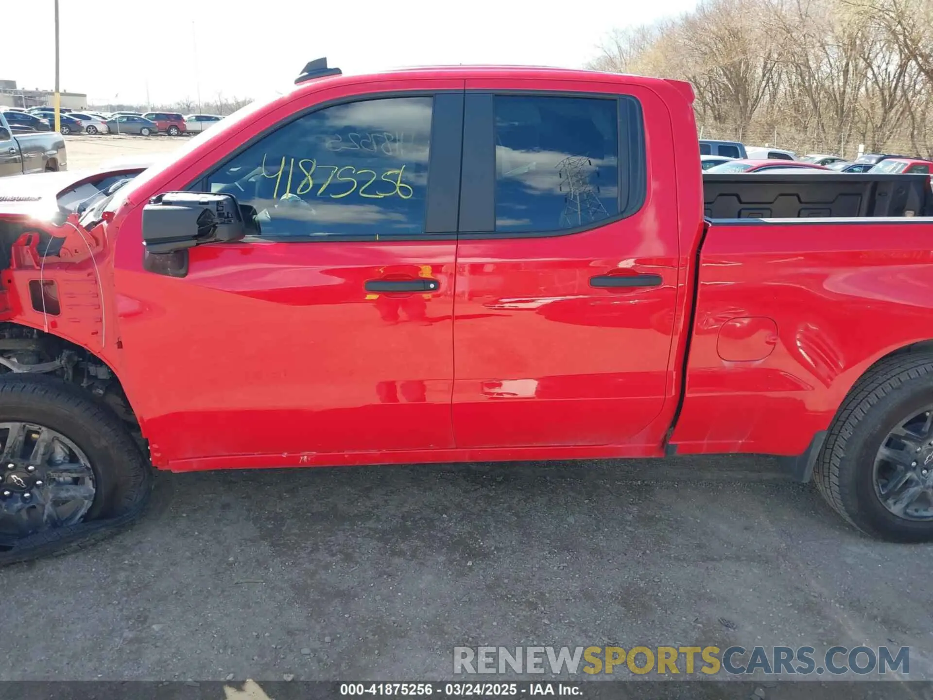 14 fotografías del automóvil dañado 1GCRKBEK7SZ160110 CHEVROLET SILVERADO 1500 2025