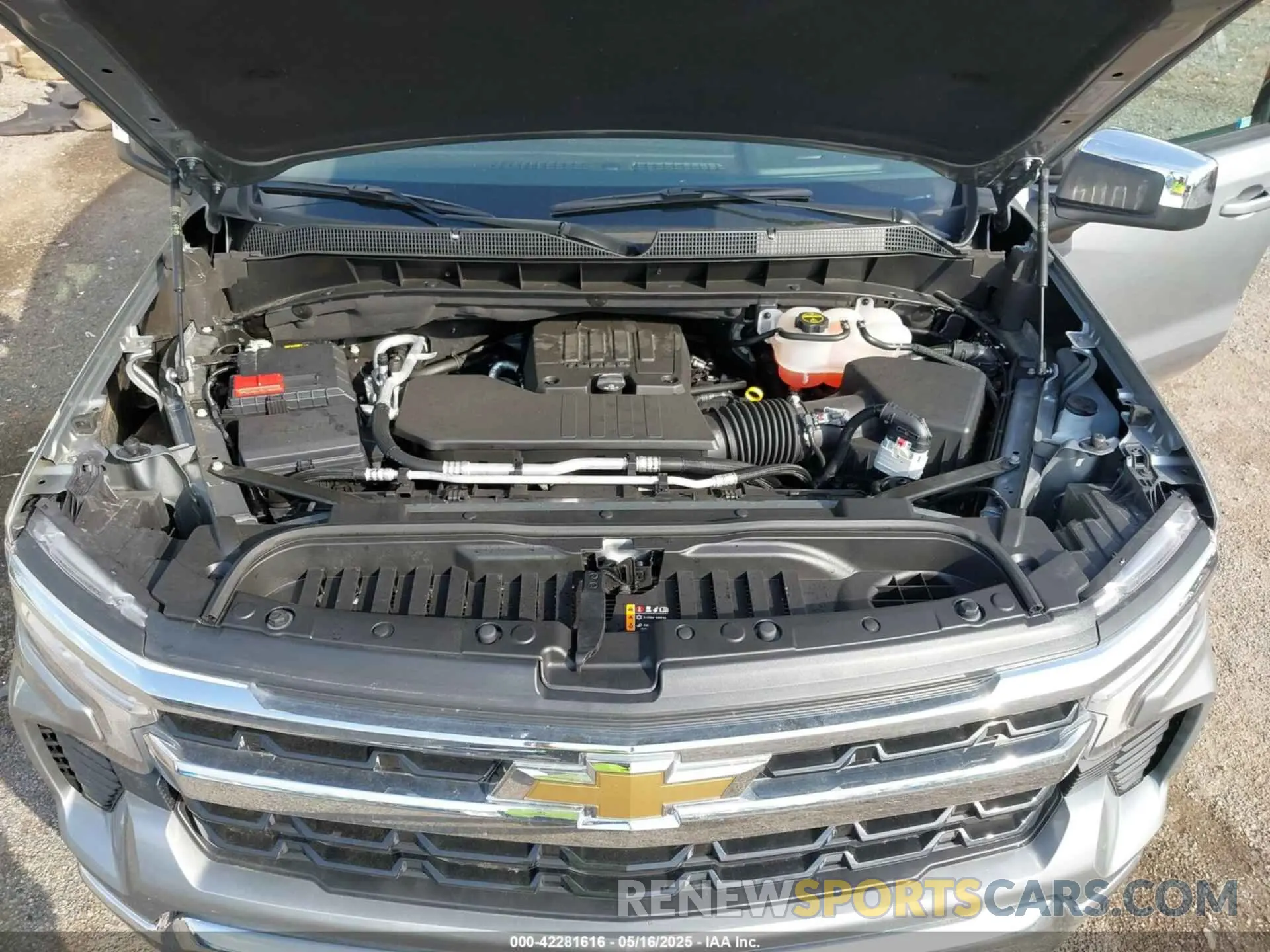 10 fotografías del automóvil dañado 1GCRKKEK0SZ131113 CHEVROLET SILVERADO 1500 2025