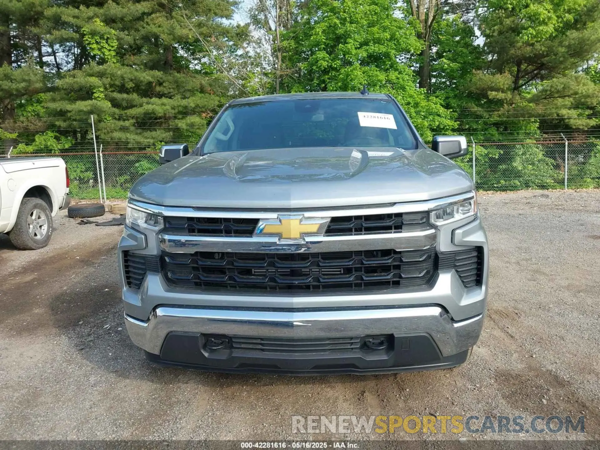 12 fotografías del automóvil dañado 1GCRKKEK0SZ131113 CHEVROLET SILVERADO 1500 2025