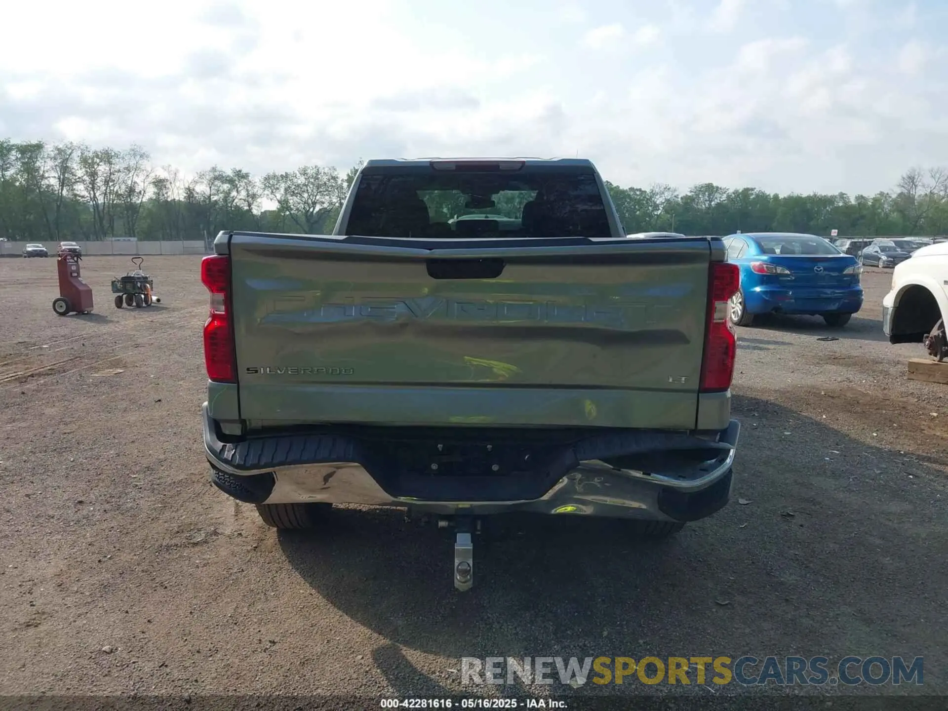 16 fotografías del automóvil dañado 1GCRKKEK0SZ131113 CHEVROLET SILVERADO 1500 2025