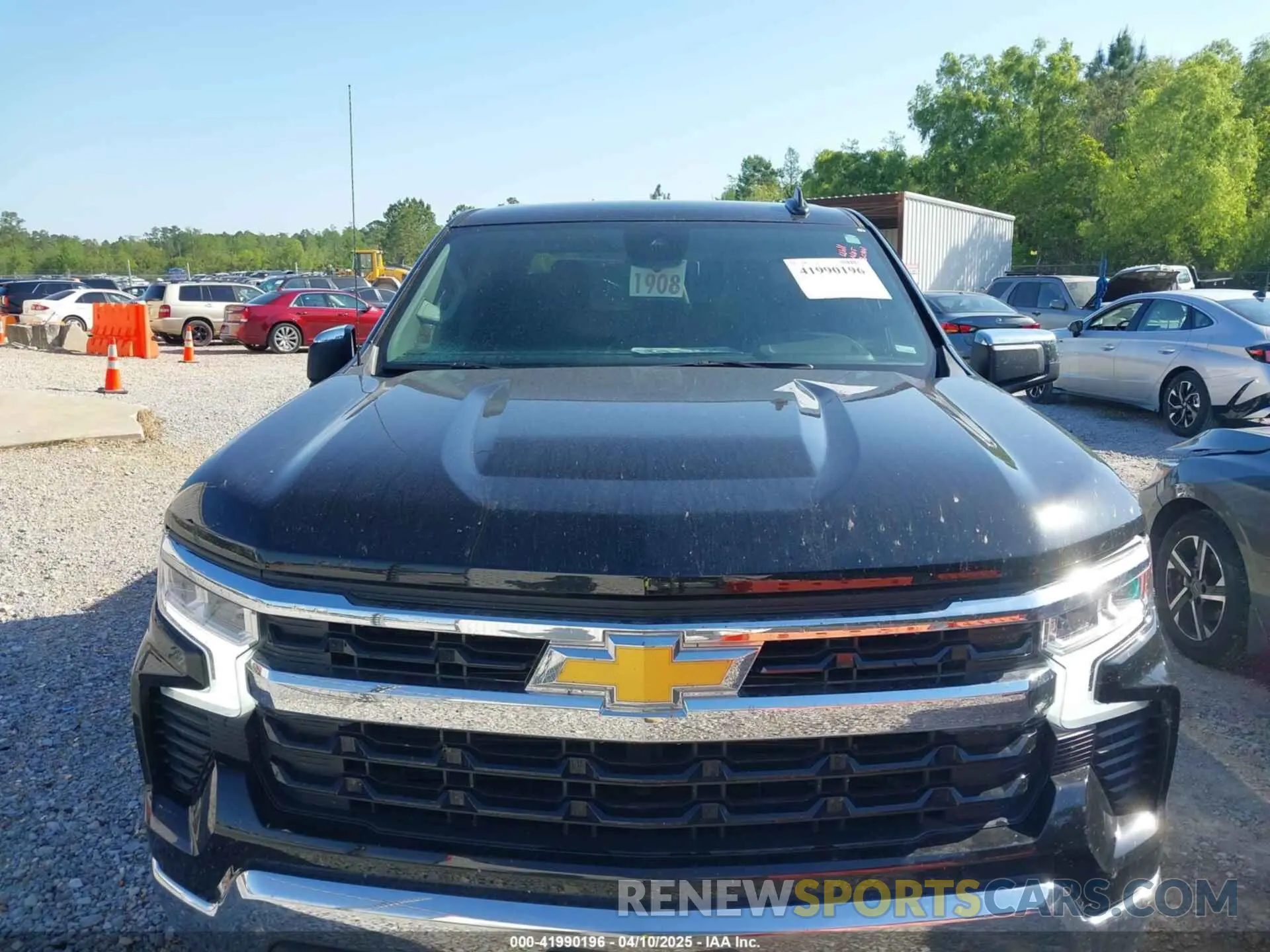 13 fotografías del automóvil dañado 1GCUKDED3SZ122848 CHEVROLET SILVERADO 1500 2025