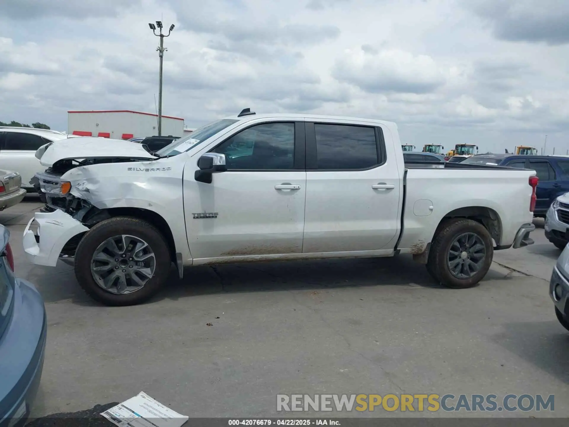 13 fotografías del automóvil dañado 2GCPACED6S1100507 CHEVROLET SILVERADO 1500 2025