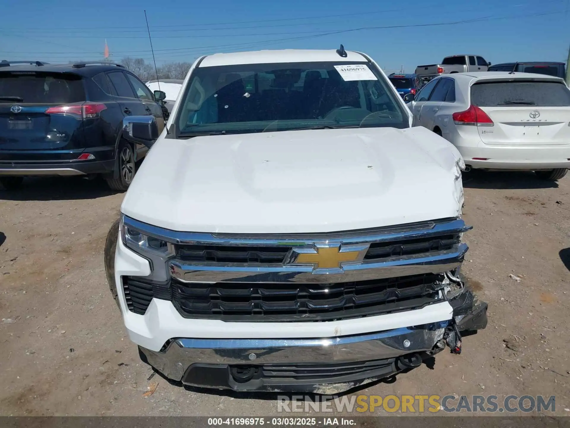 13 fotografías del automóvil dañado 2GCUKDED7S1126992 CHEVROLET SILVERADO 1500 2025