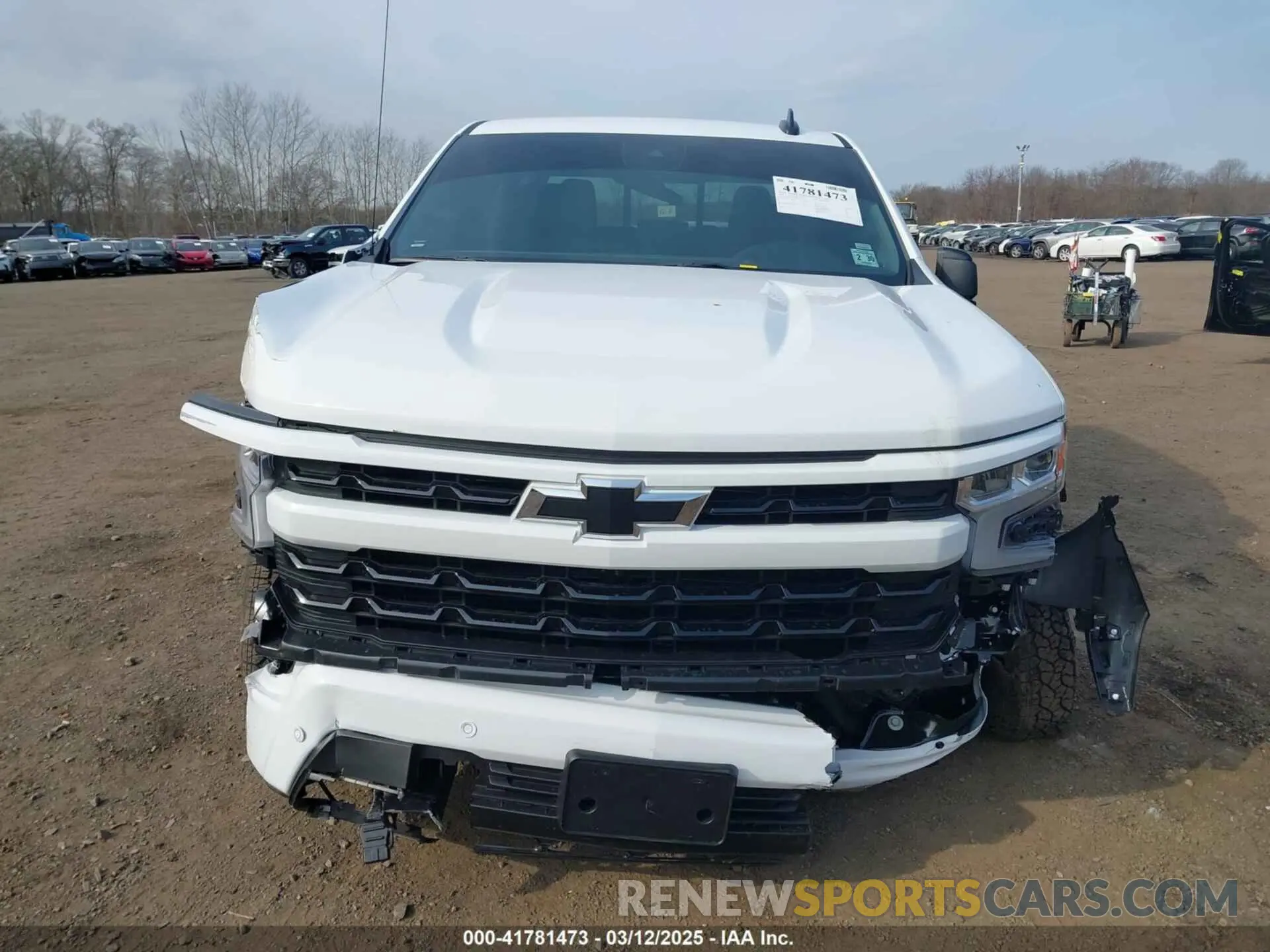 12 fotografías del automóvil dañado 2GCUKEED4S1135834 CHEVROLET SILVERADO 1500 2025
