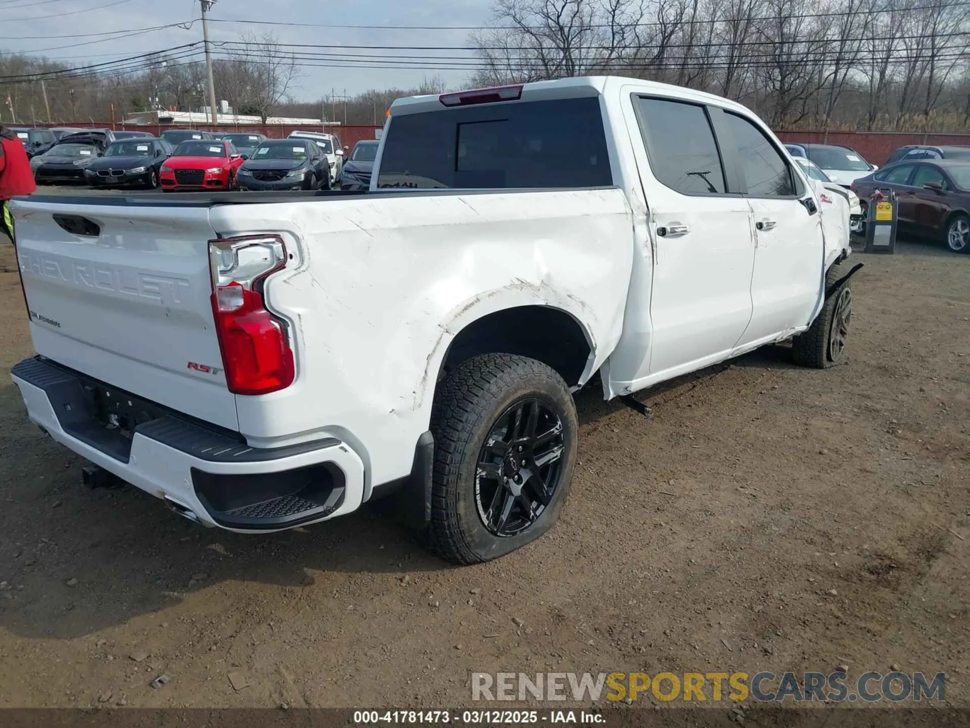 18 fotografías del automóvil dañado 2GCUKEED4S1135834 CHEVROLET SILVERADO 1500 2025