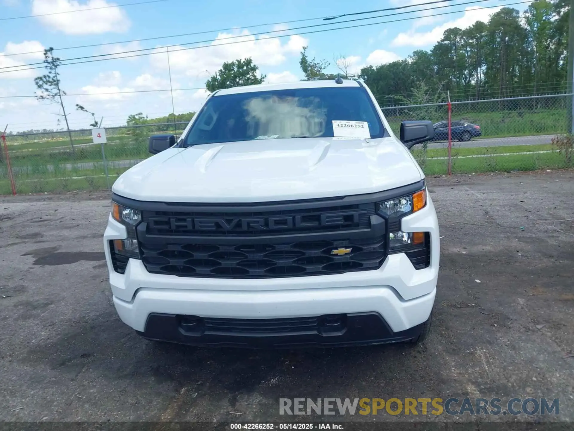 12 fotografías del automóvil dañado 3GCPKBEK7SG141712 CHEVROLET SILVERADO 1500 2025