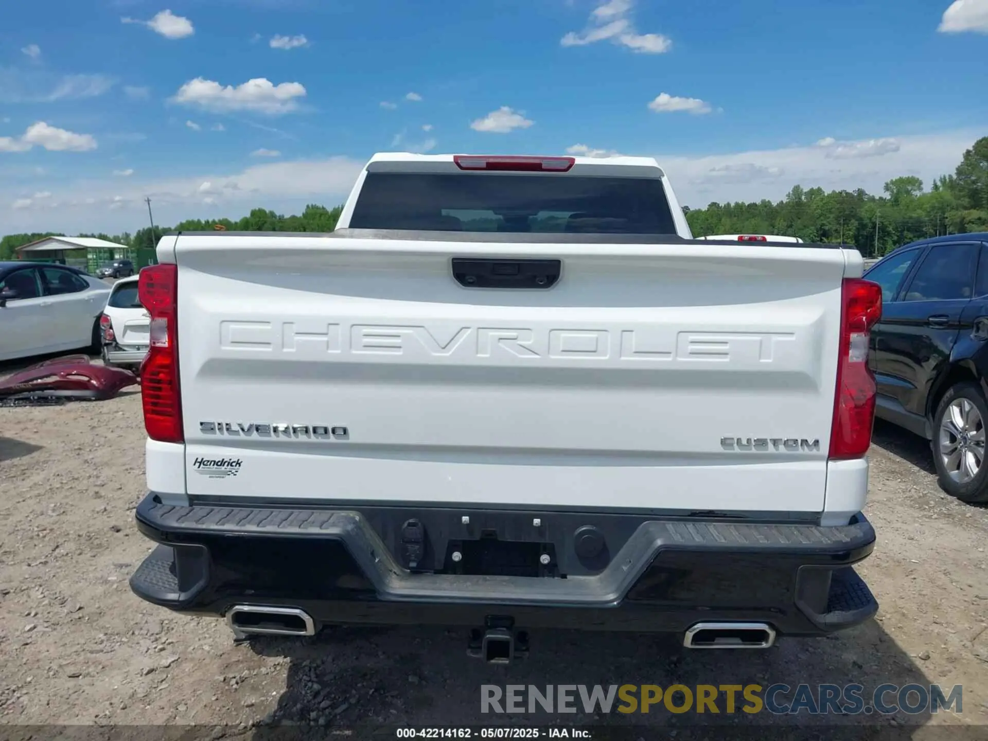 17 fotografías del automóvil dañado 3GCUKCED6SG194217 CHEVROLET SILVERADO 1500 2025
