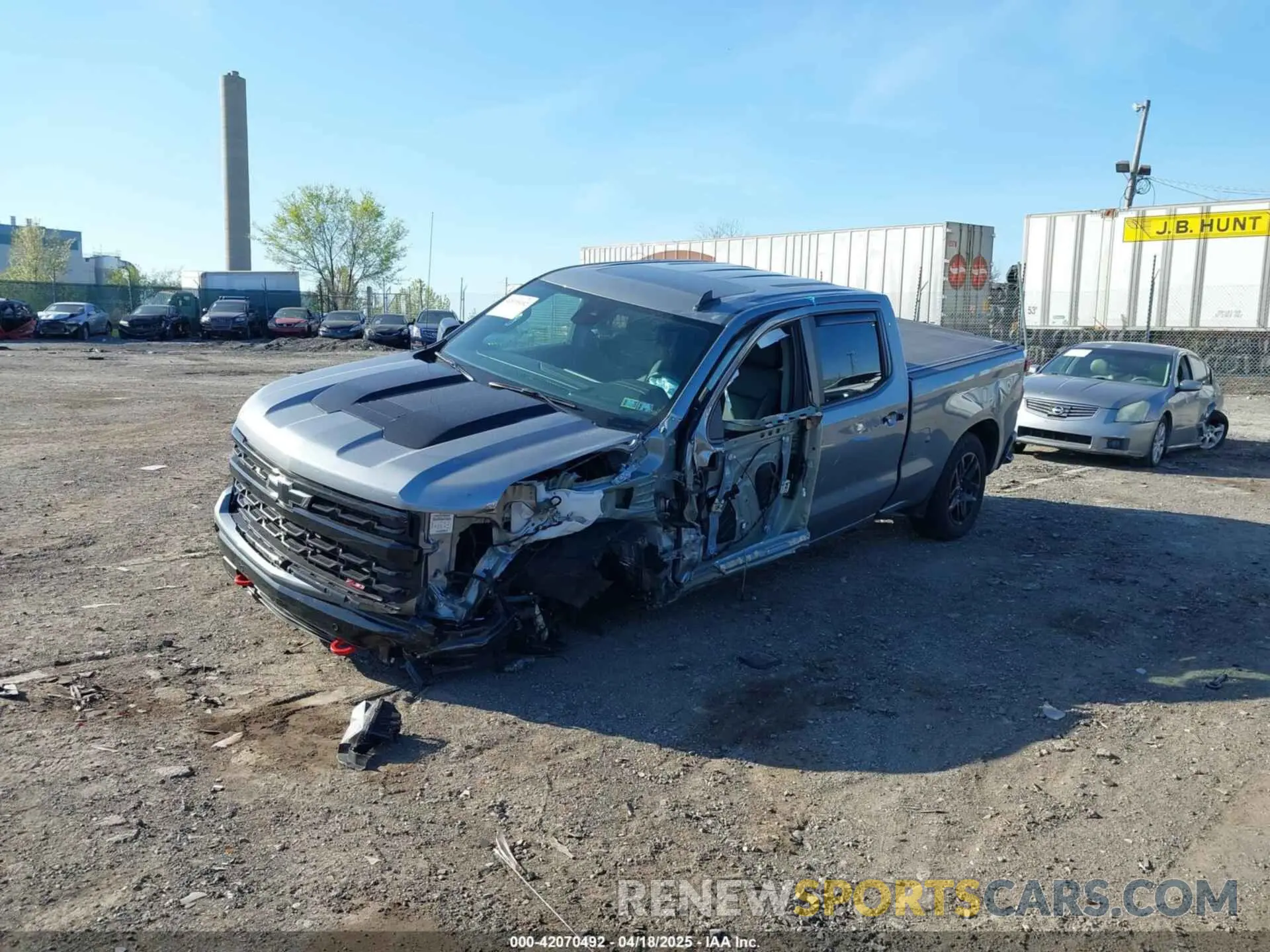 2 fotografías del automóvil dañado 3GCUKFED7SG169683 CHEVROLET SILVERADO 1500 2025