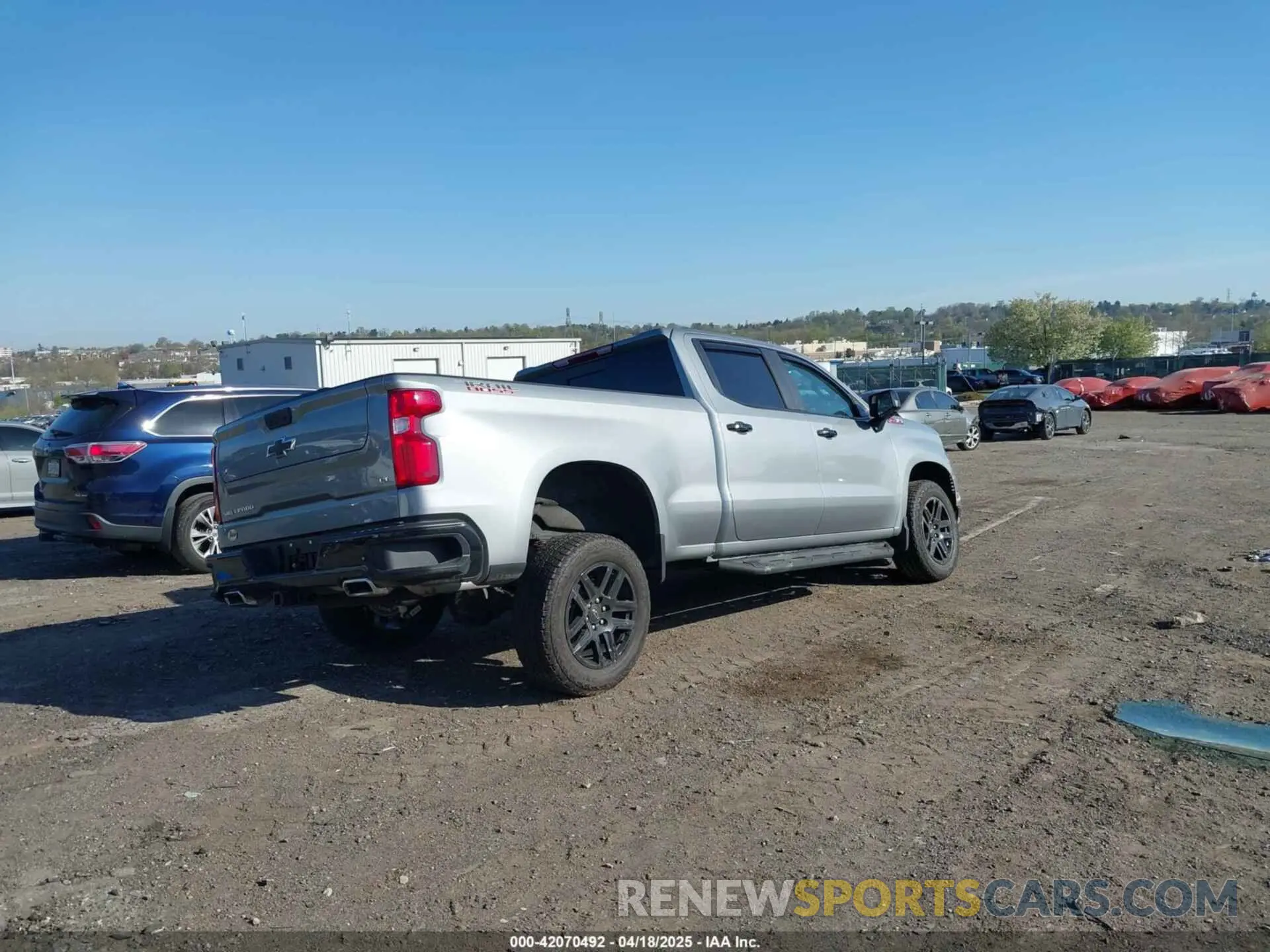 4 fotografías del automóvil dañado 3GCUKFED7SG169683 CHEVROLET SILVERADO 1500 2025