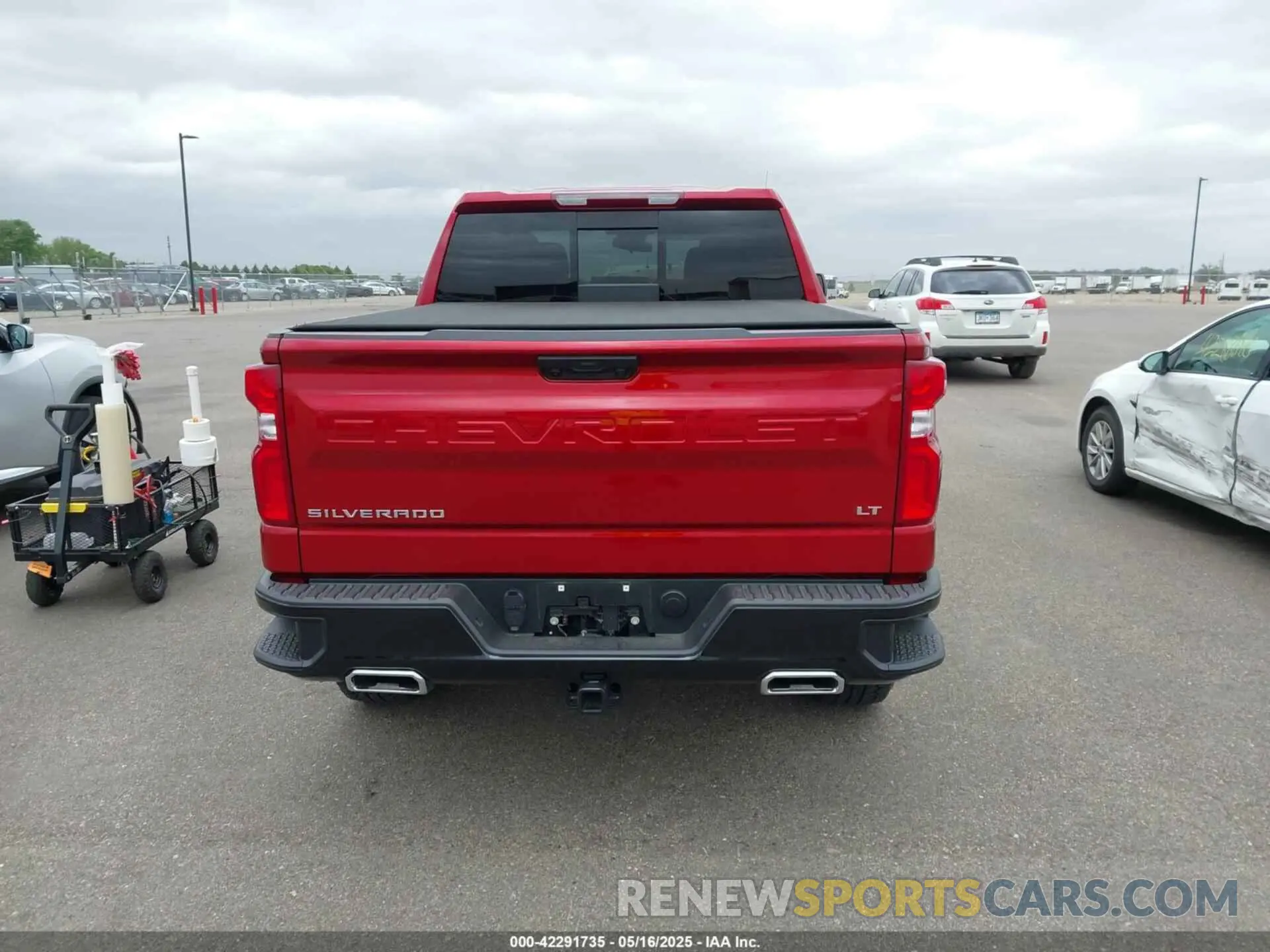 16 fotografías del automóvil dañado 3GCUKFEL3SG226064 CHEVROLET SILVERADO 1500 2025