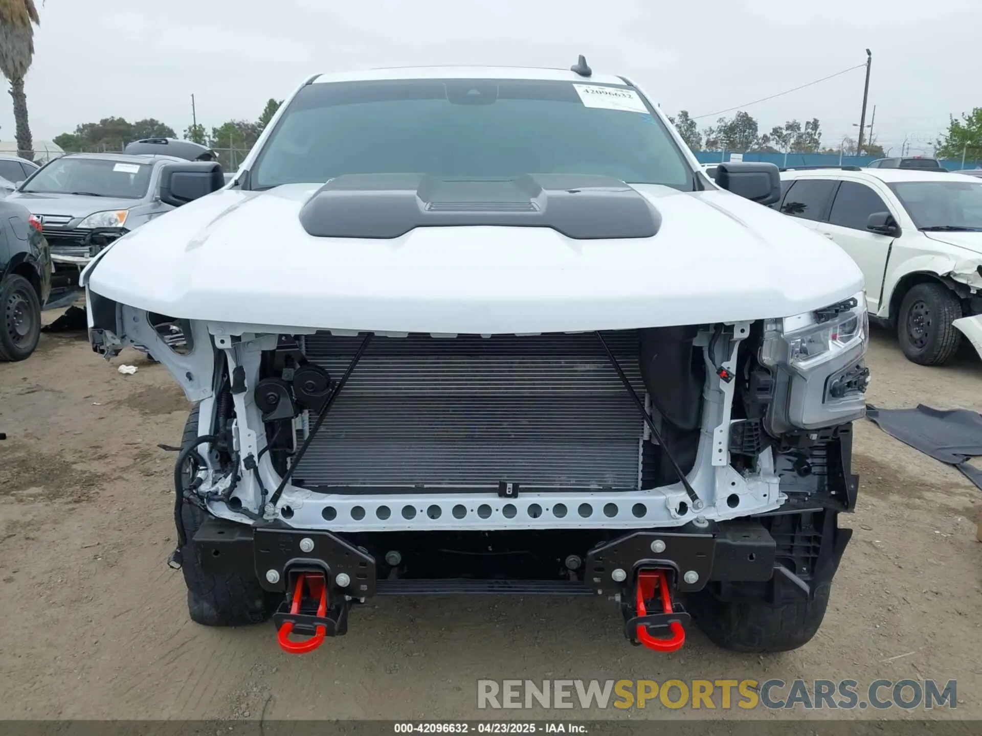 13 fotografías del automóvil dañado 3GCUKFEL9SG224626 CHEVROLET SILVERADO 1500 2025