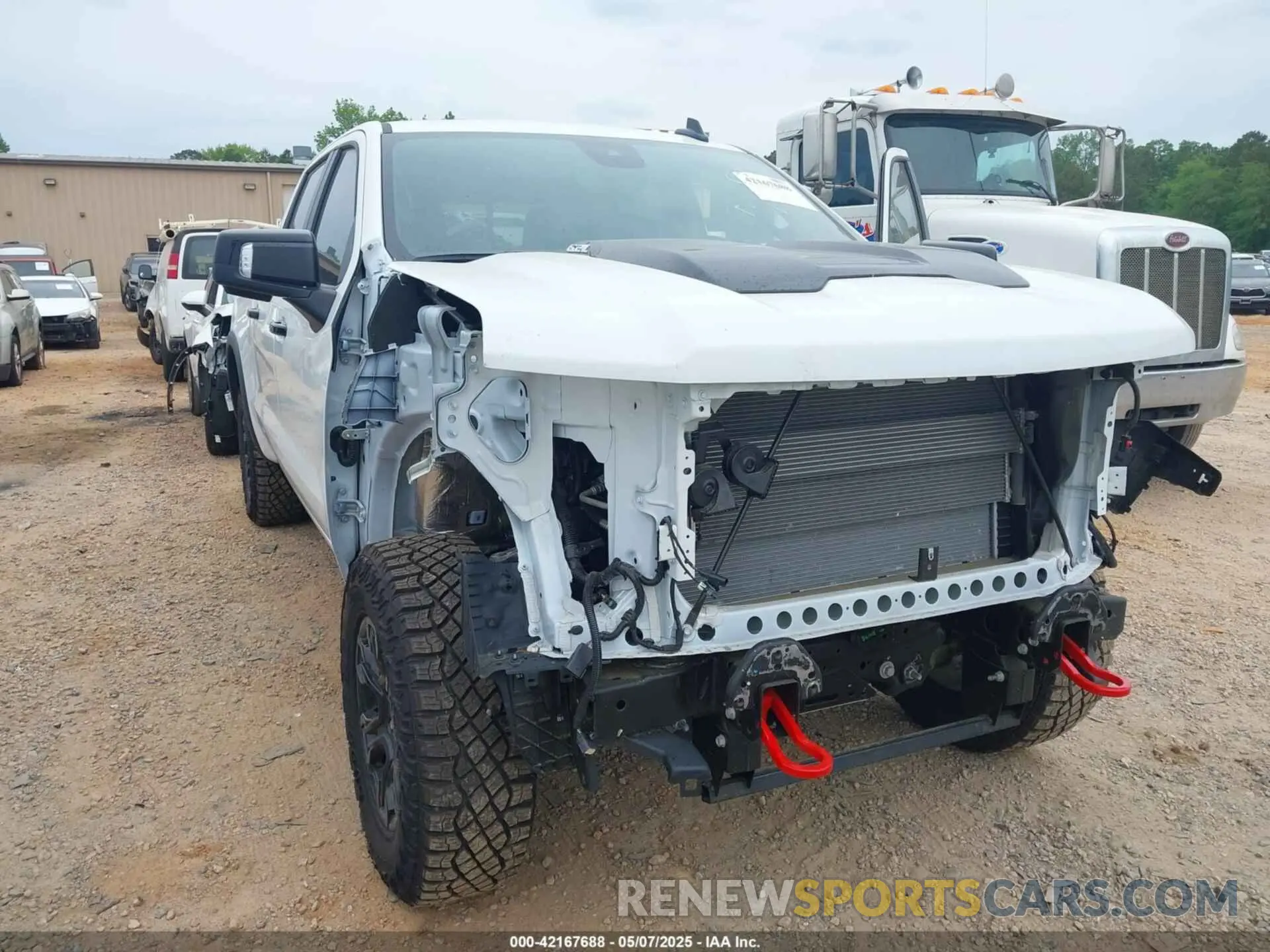 6 fotografías del automóvil dañado 3GCUKHEL1SG170864 CHEVROLET SILVERADO 1500 2025