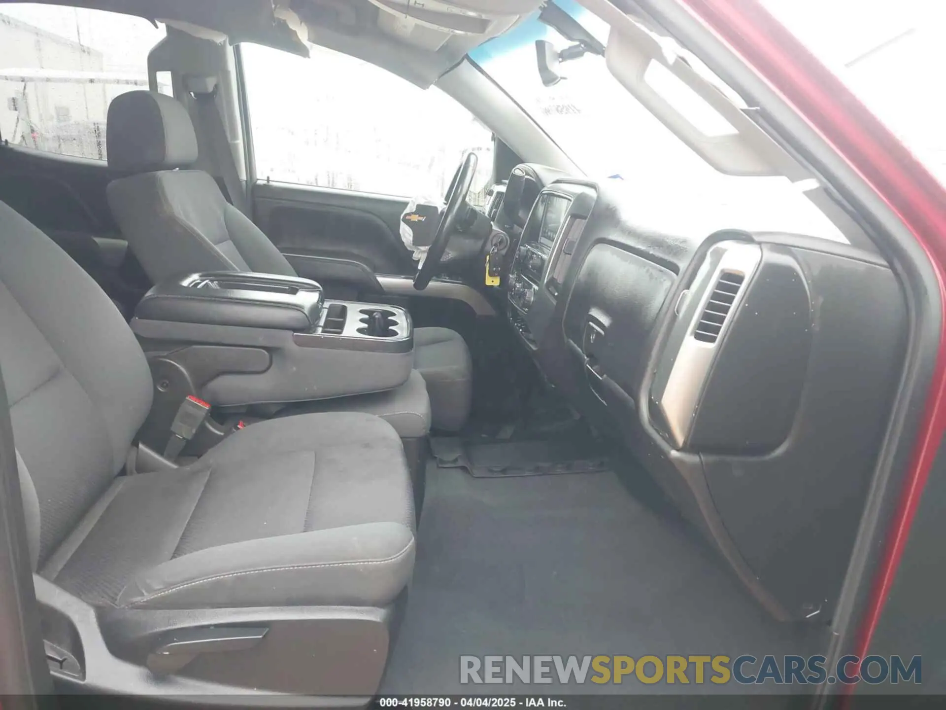 5 fotografías del automóvil dañado 2GCRCPEC9K1126391 CHEVROLET SILVERADO 1500 LD 2019